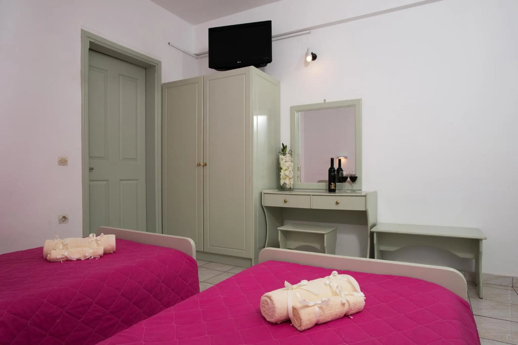 Bedroom, Bed in Philippos Hotel