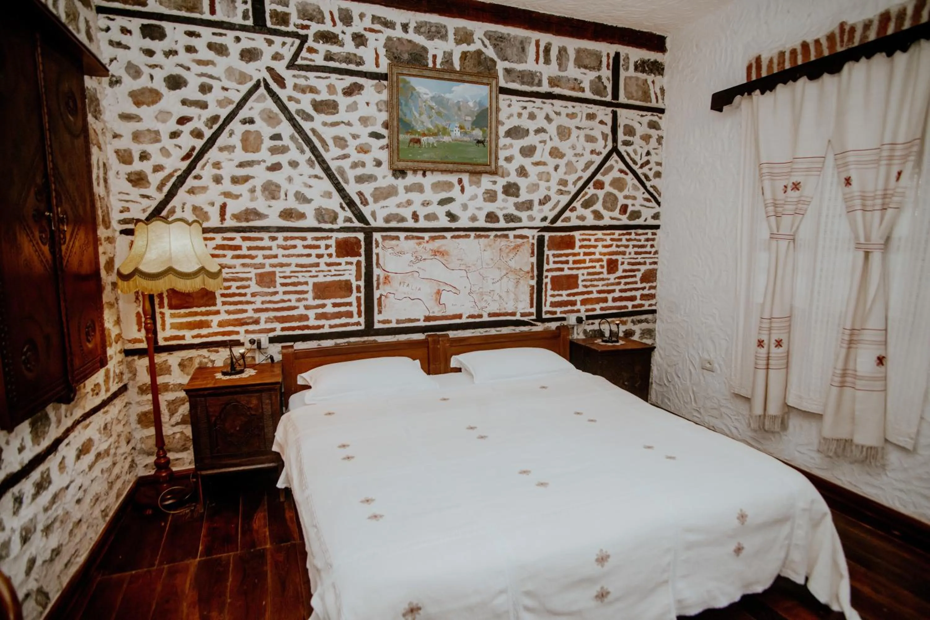 Photo of the whole room, Bed in Hotel Tradita