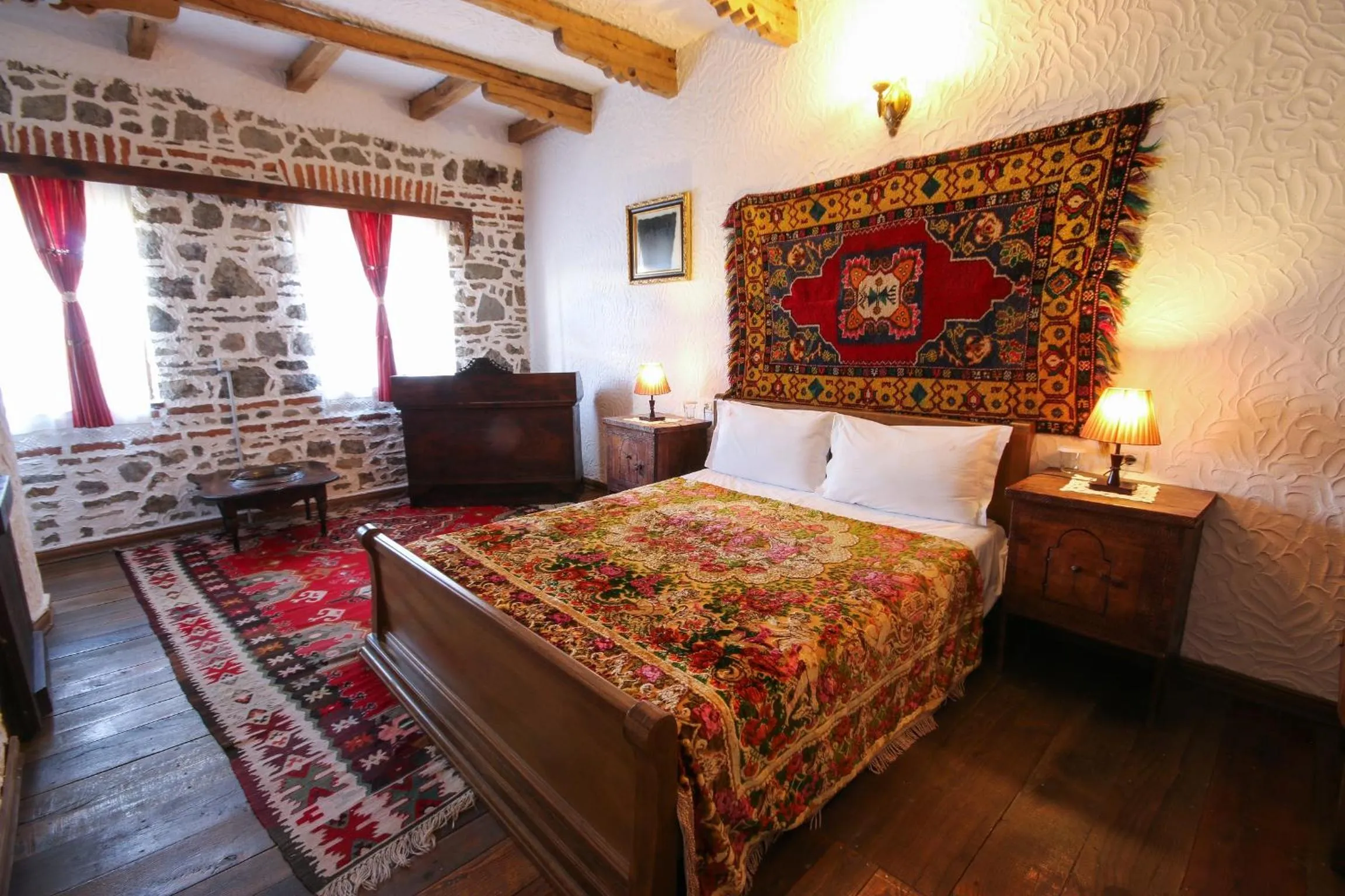 Garden, Bed in Hotel Tradita