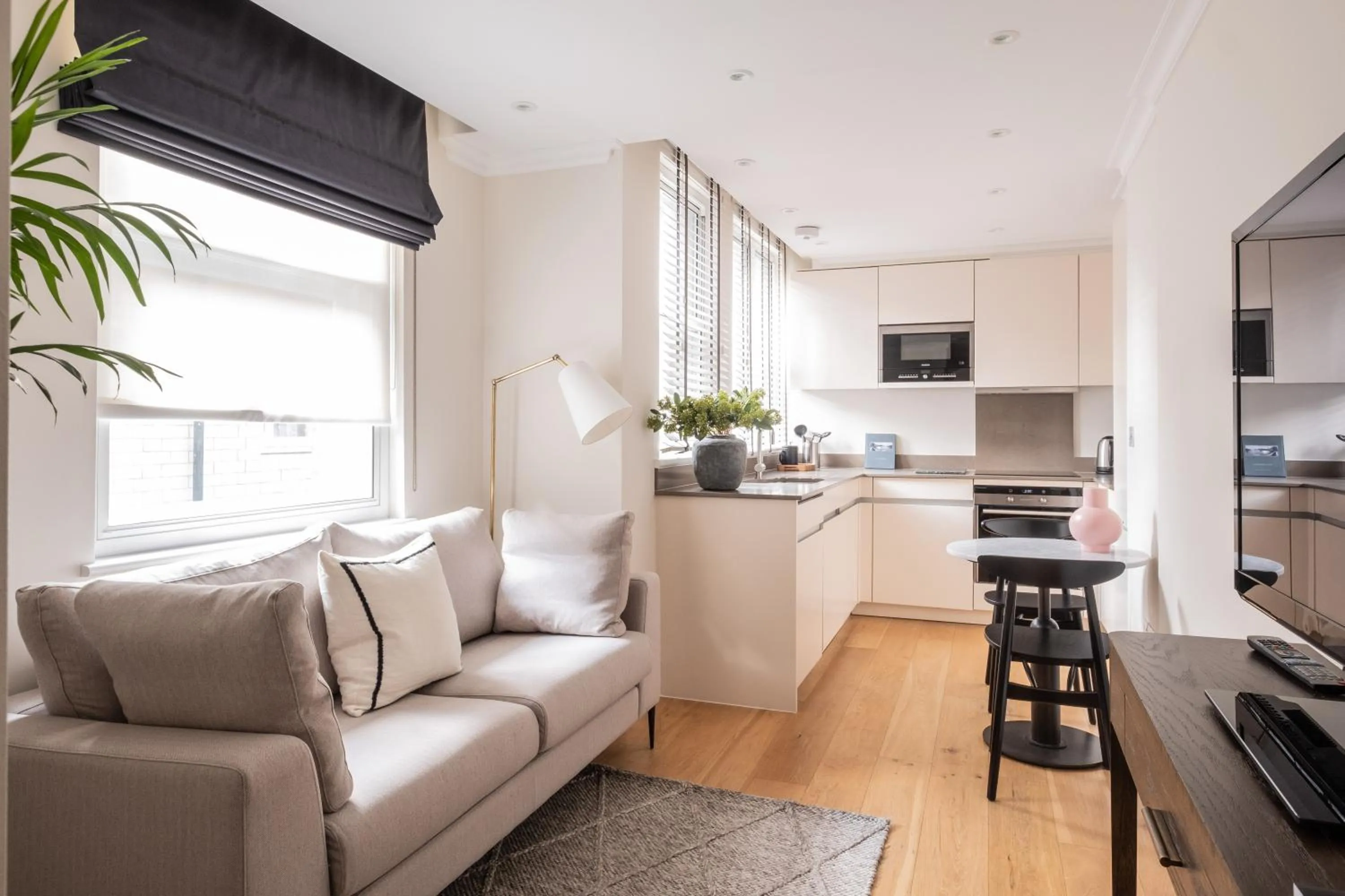 Kitchen or kitchenette in Native Mayfair