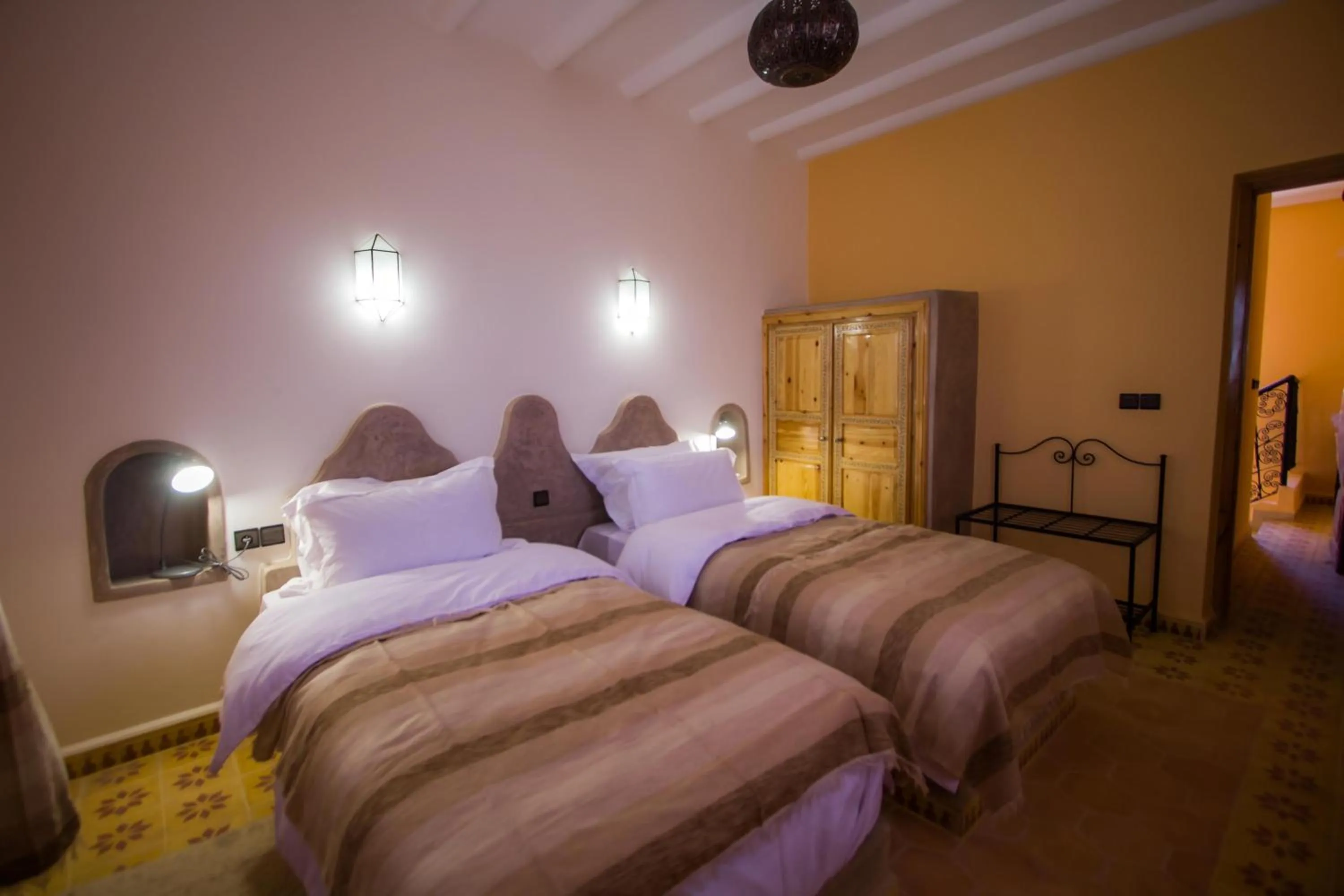 Bed in Hassilabiad Appart Hotel