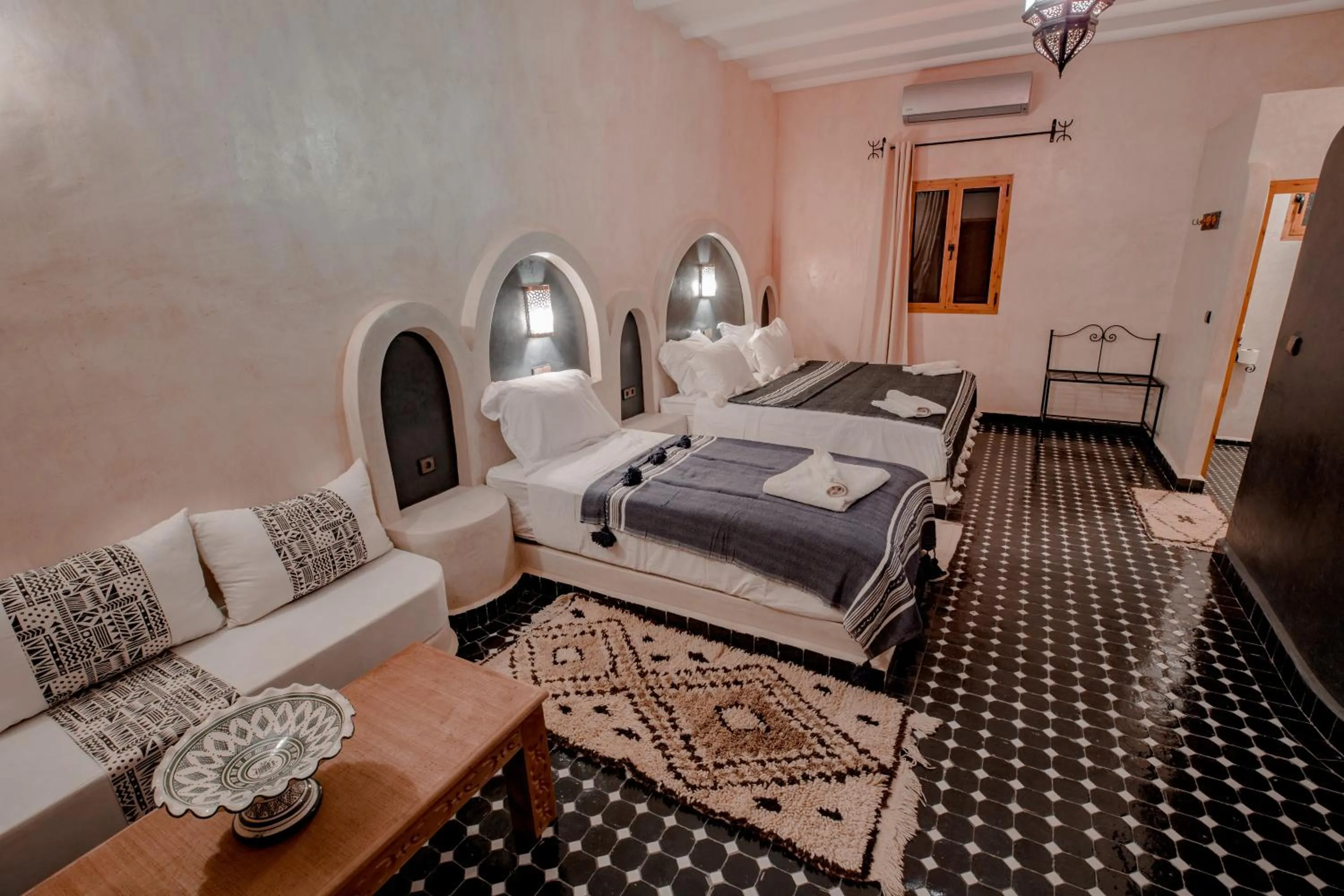 Bed in Hassilabiad Appart Hotel