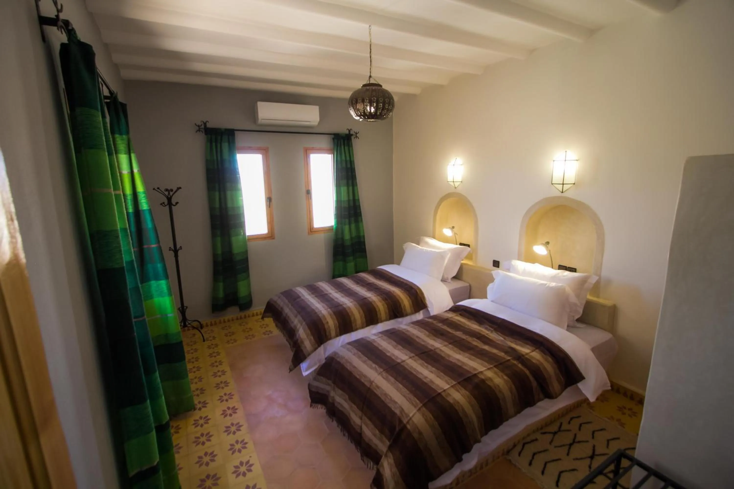 Bed in Hassilabiad Appart Hotel