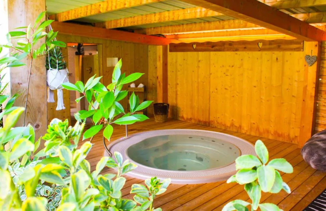 Spa and wellness centre/facilities in Résidence Côté Chalet