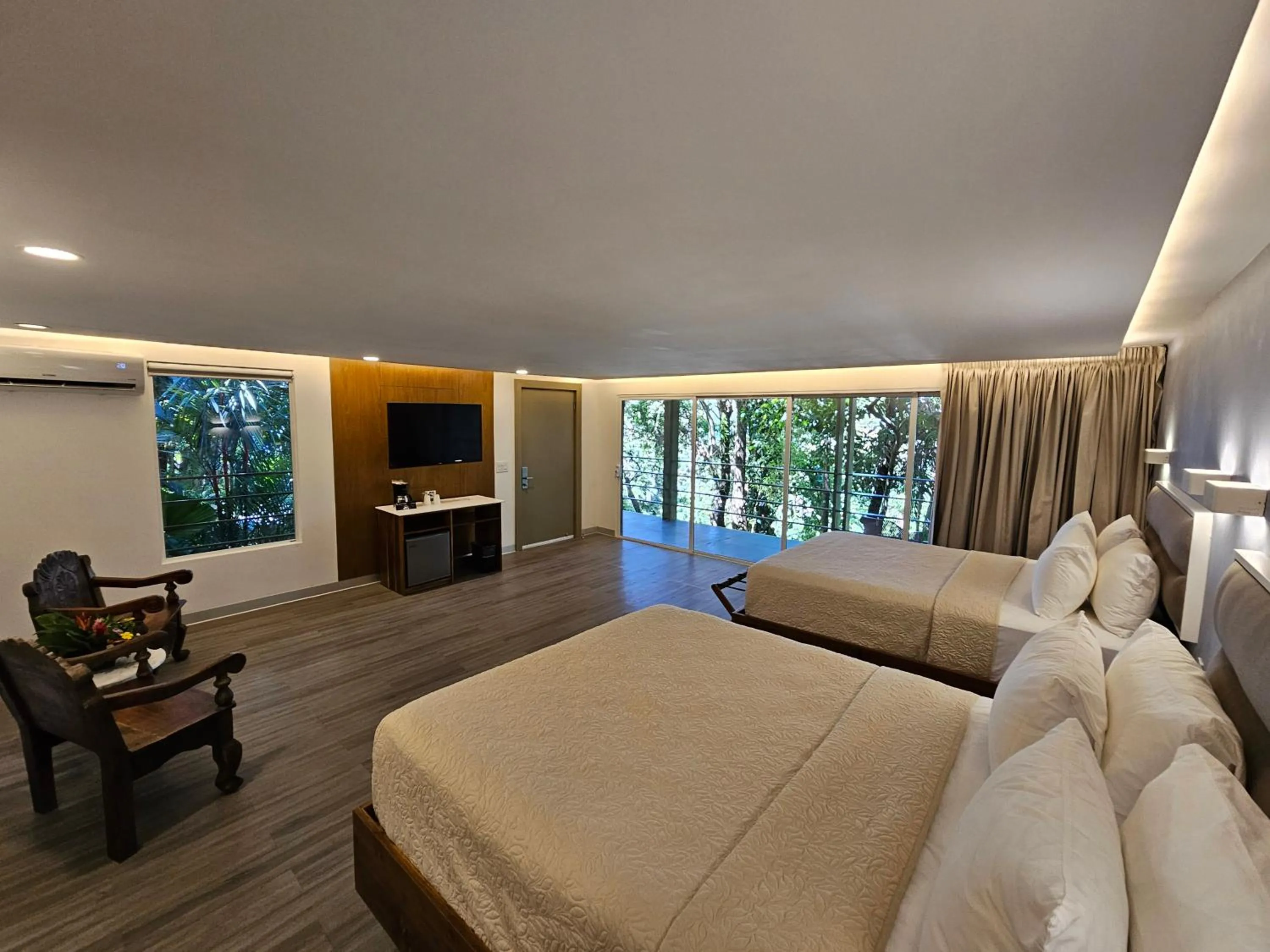 Bed in Hotel La Mariposa