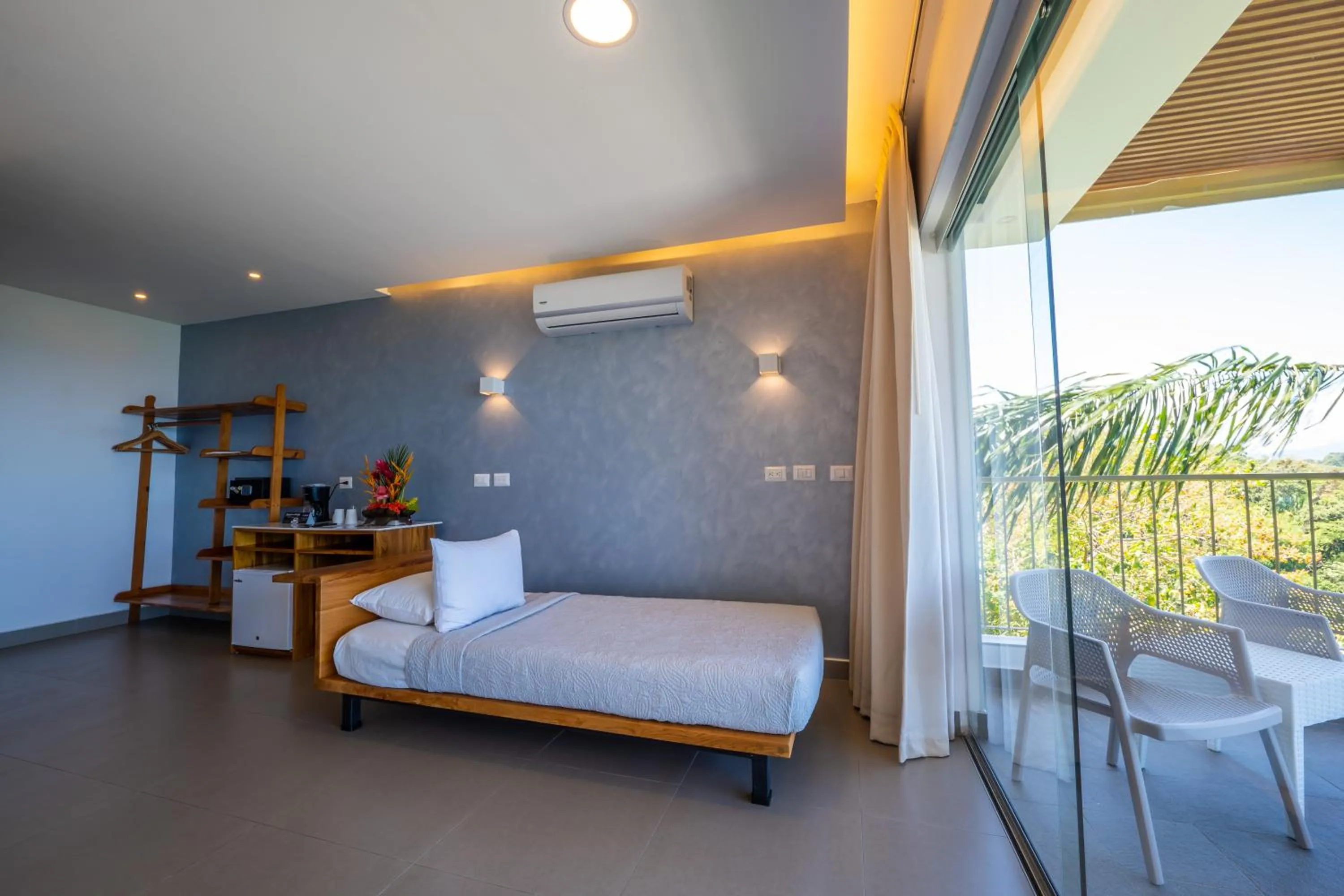 Bed in Hotel La Mariposa