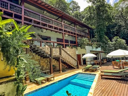 Property building in Casa Verde Río