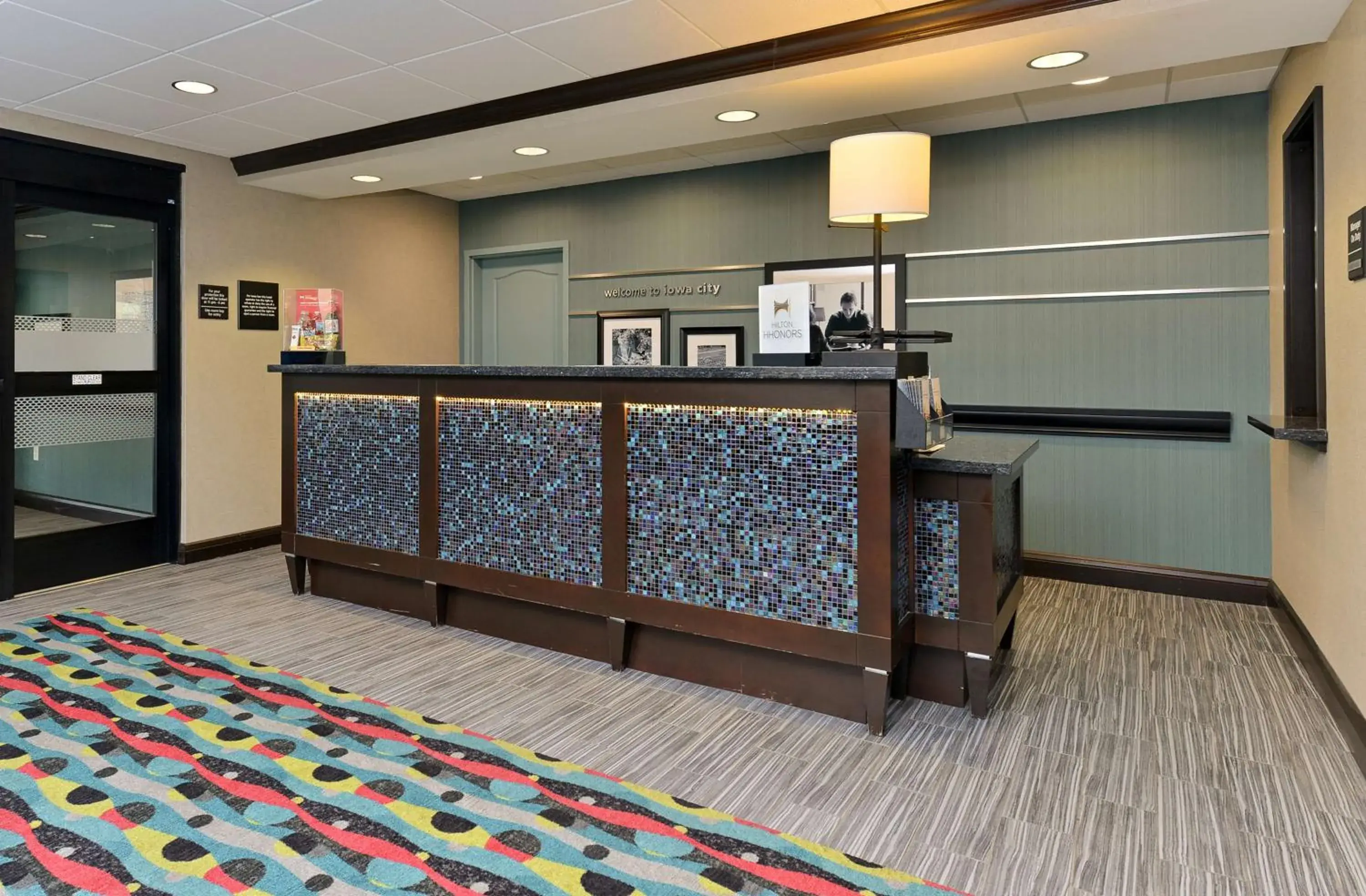 Lobby or reception, Bed in Hampton Inn Iowa City/University Area Lobby or reception, Bed in Hampton Inn Iowa City/University Area