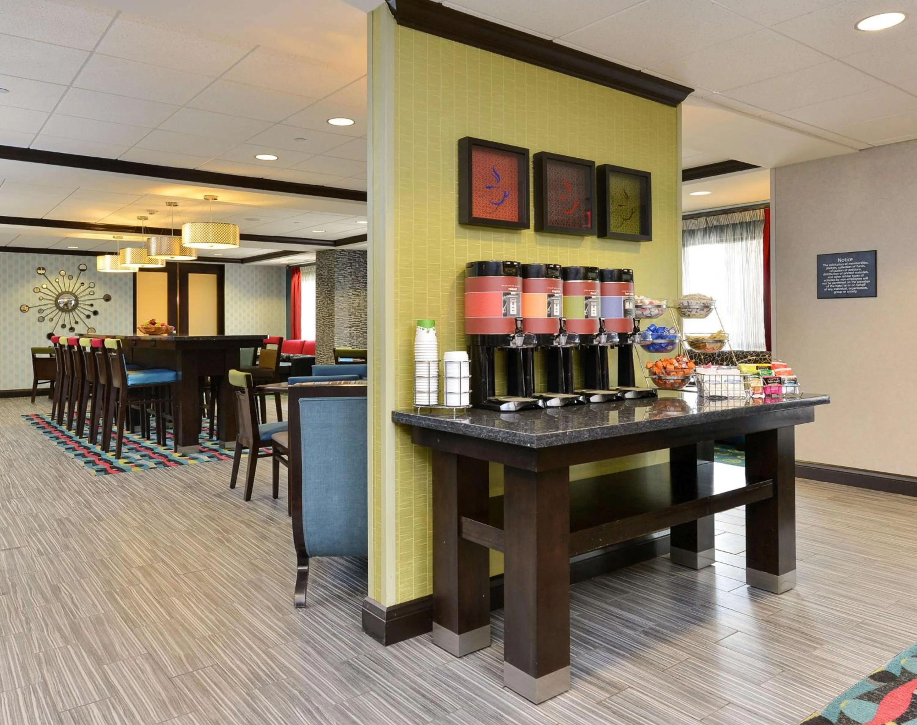 Lobby or reception in Hampton Inn Iowa City/University Area