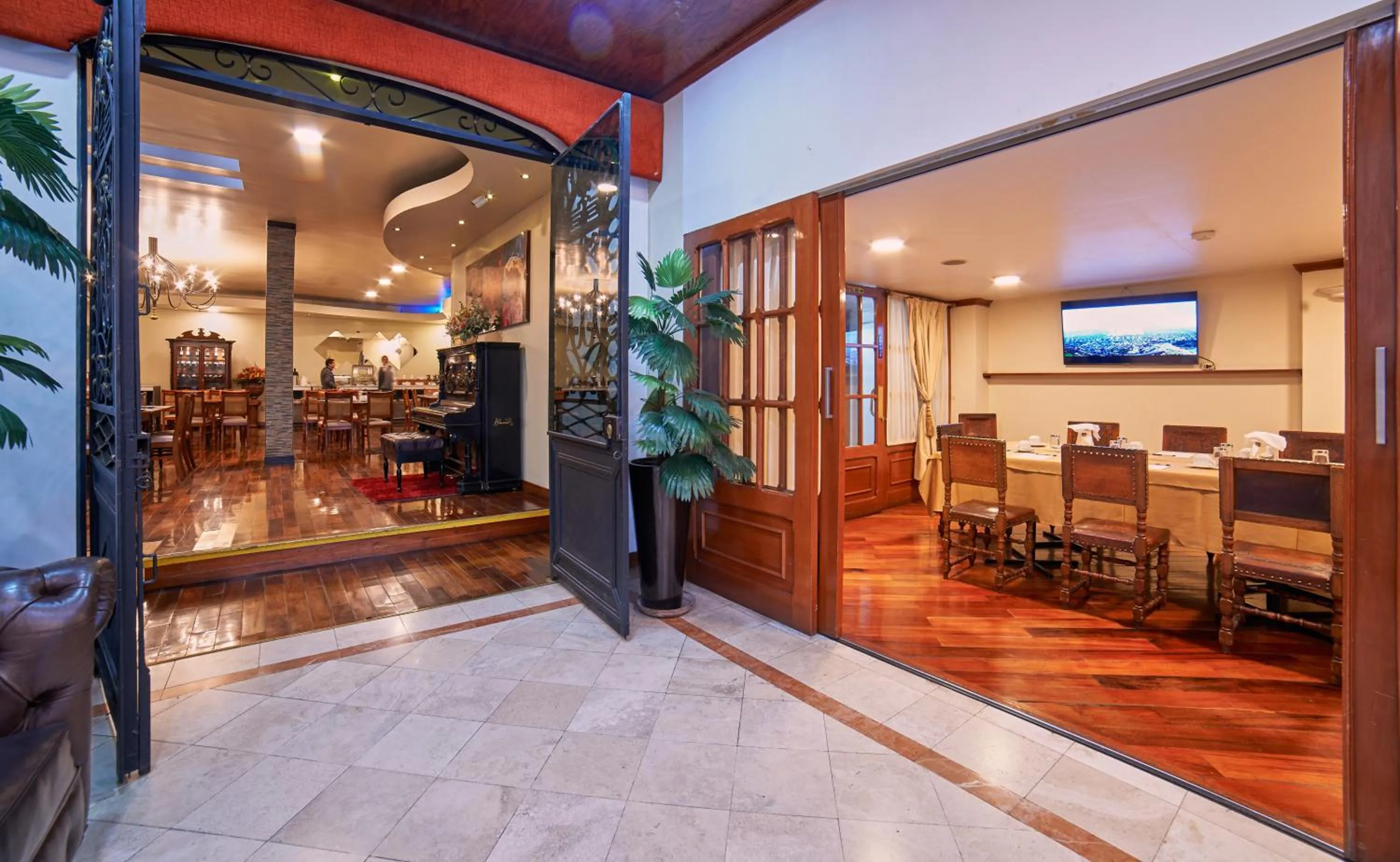 TV and multimedia in Xima Arequipa Crismar