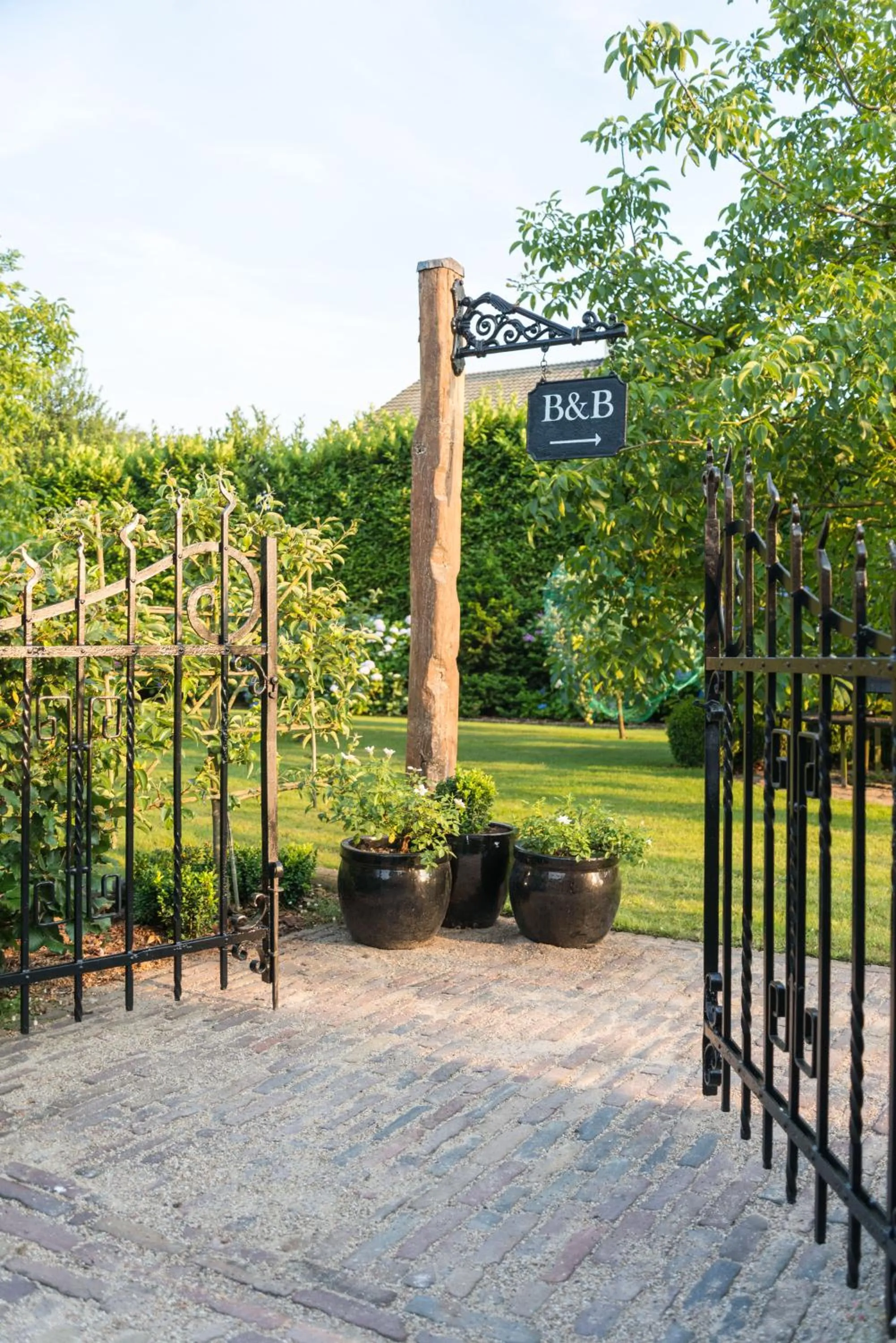 Property building in Bed en Breakfast Puur8a