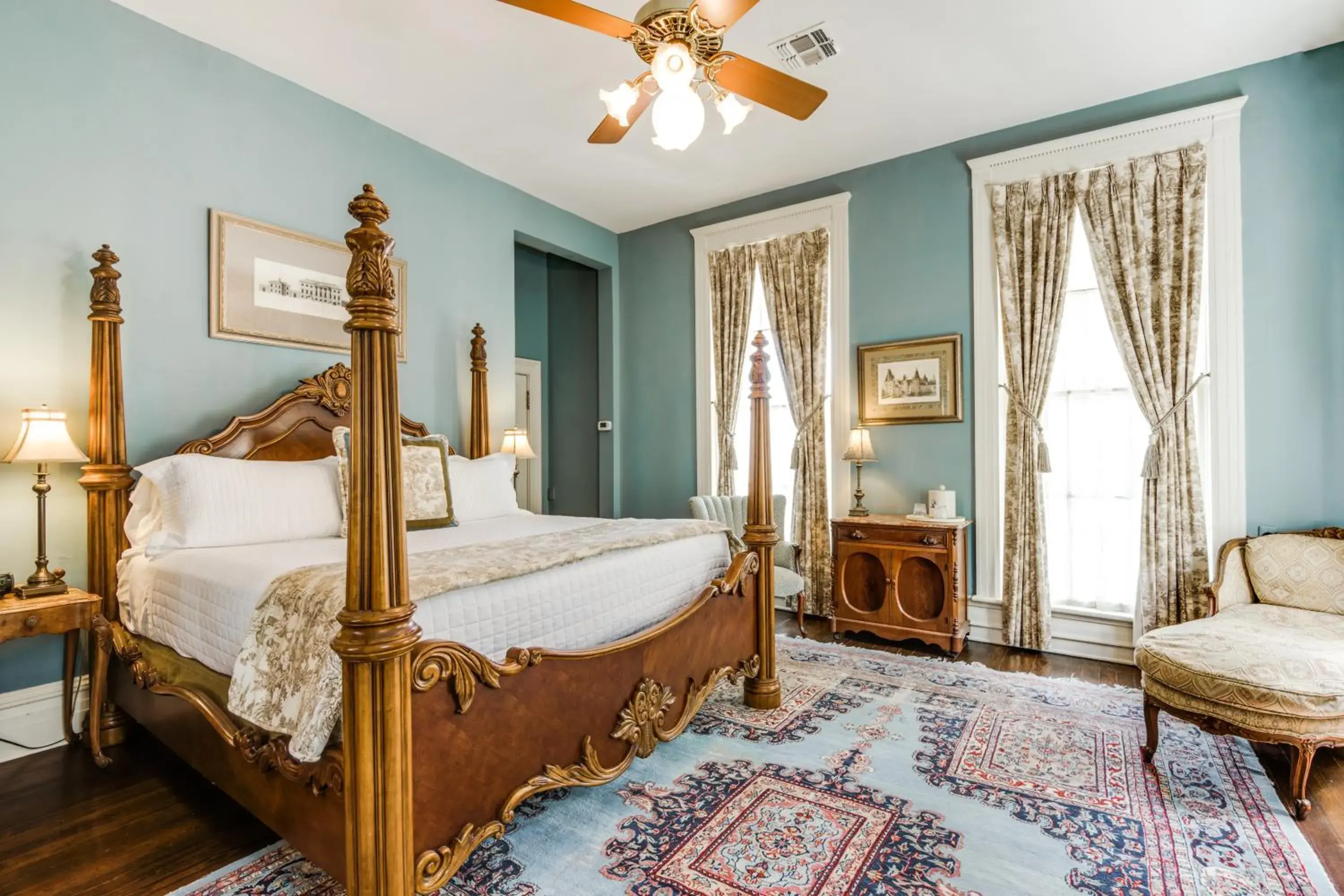 Deluxe King Room - Oge House on the Riverwalk in Noble Inns Deluxe King Room - Oge House on the Riverwalk in Noble Inns