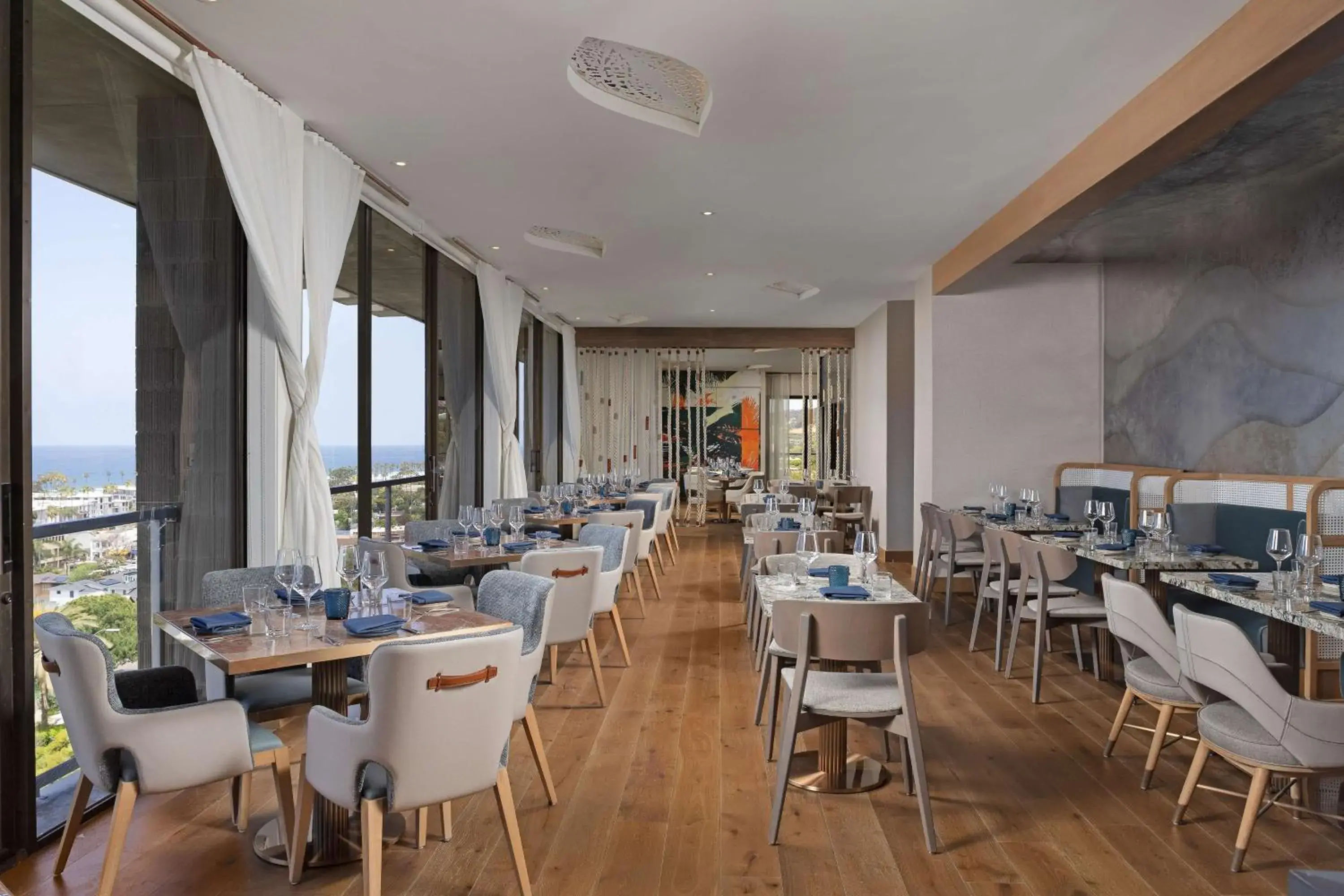 Restaurant/places to eat in Hotel La Jolla, Curio Collection by Hilton Restaurant/places to eat in Hotel La Jolla, Curio Collection by Hilton