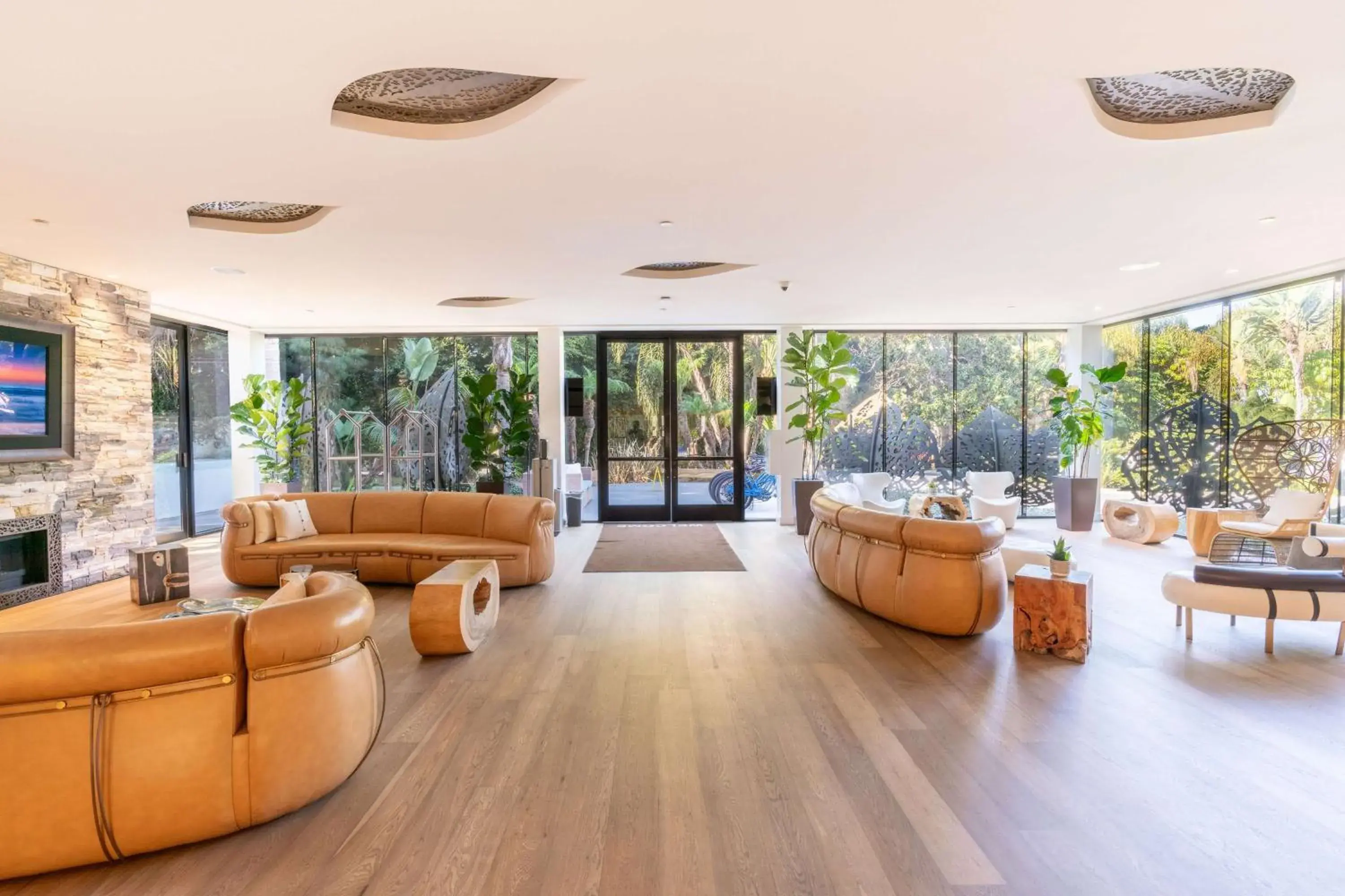 Lobby or reception in Hotel La Jolla, Curio Collection by Hilton Lobby or reception in Hotel La Jolla, Curio Collection by Hilton