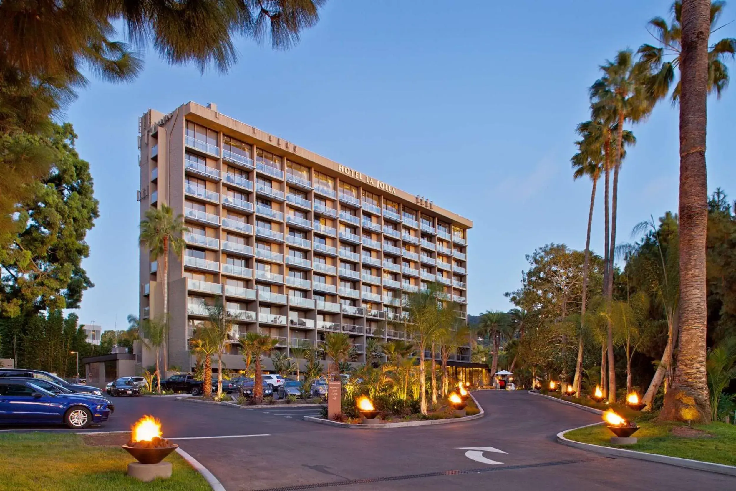 Property building in Hotel La Jolla, Curio Collection by Hilton Property building in Hotel La Jolla, Curio Collection by Hilton
