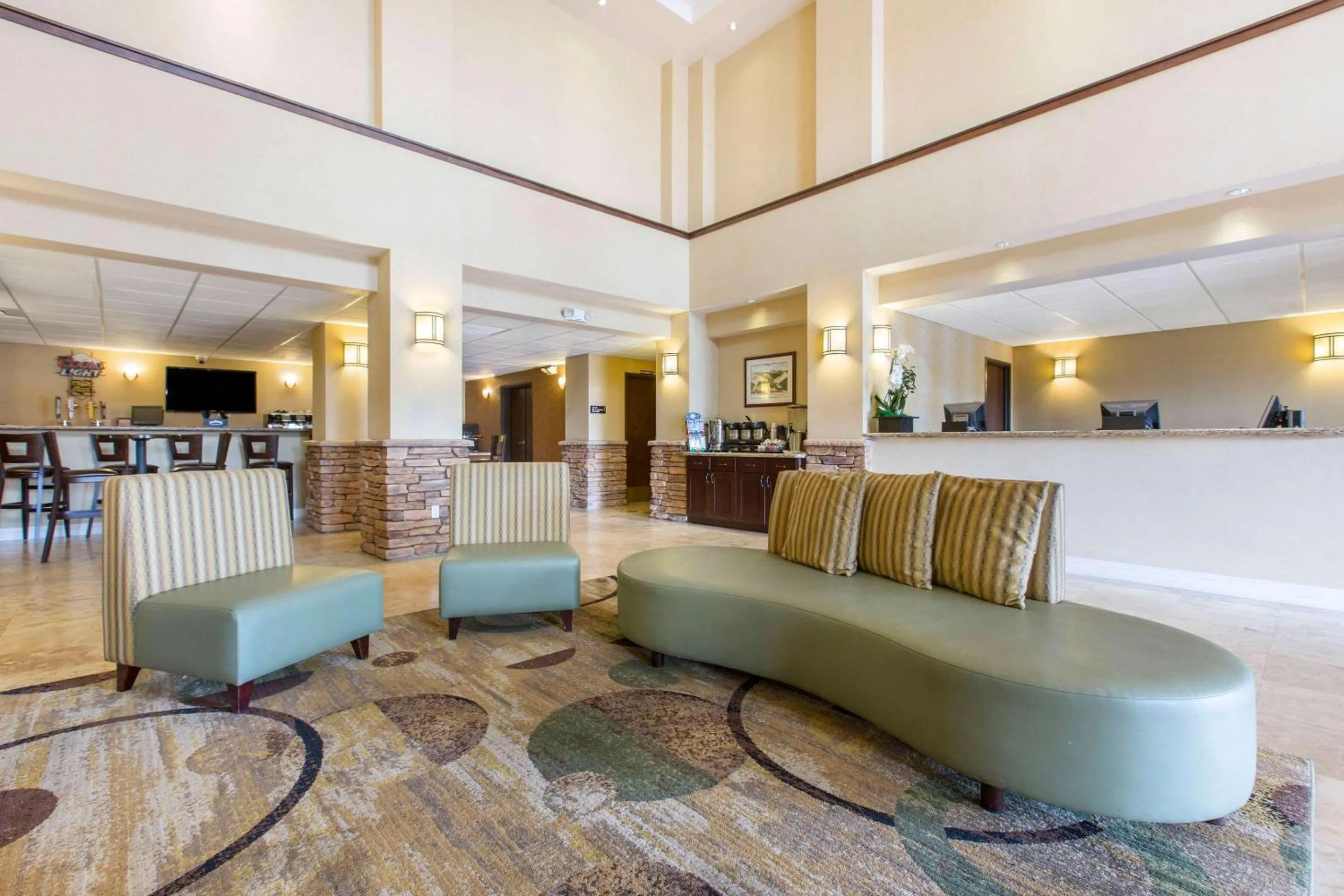 Lobby or reception in The Oaks Hotel & Suites