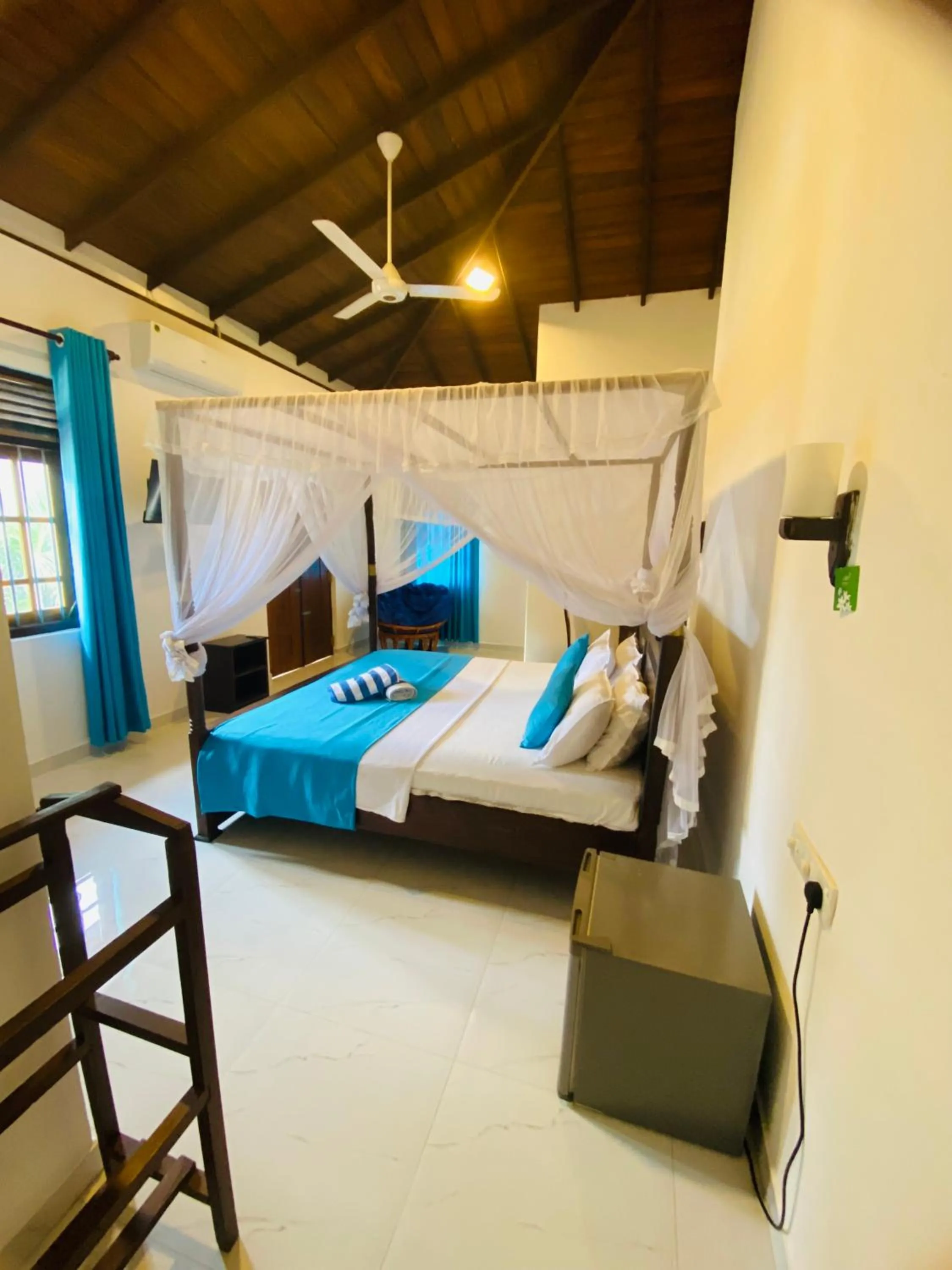 Bedroom, Bed in Mama's Palace Hiriketiya