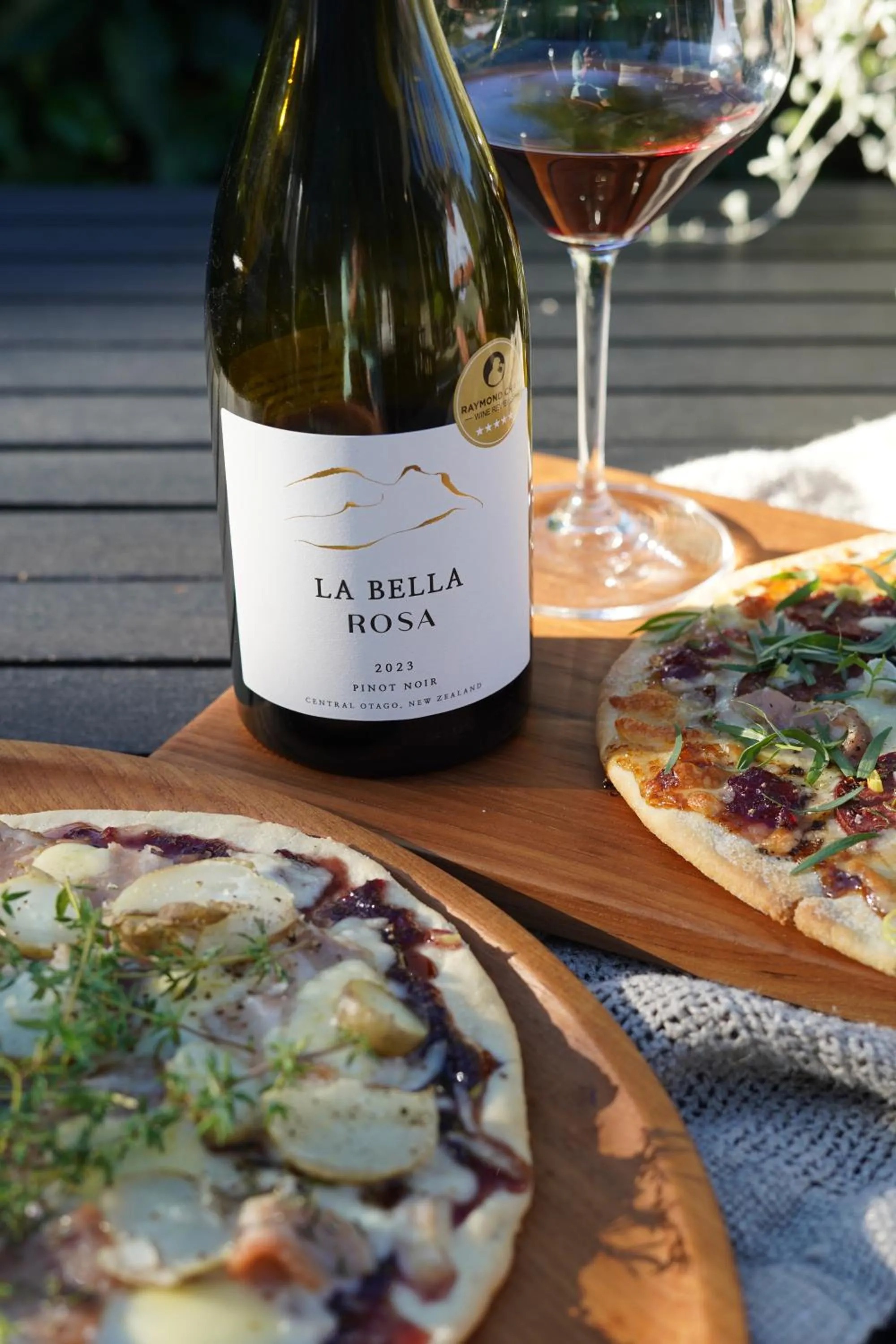 Food and drinks in Mt Rosa Lodge Boutique Vineyard Accommodation