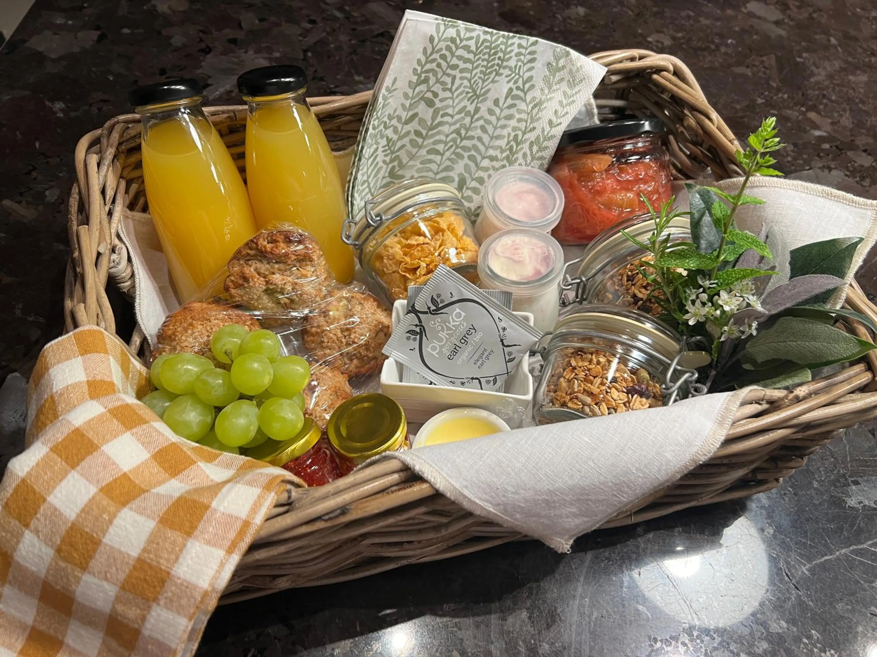 Breakfast in Mt Rosa Lodge Boutique Vineyard Accommodation