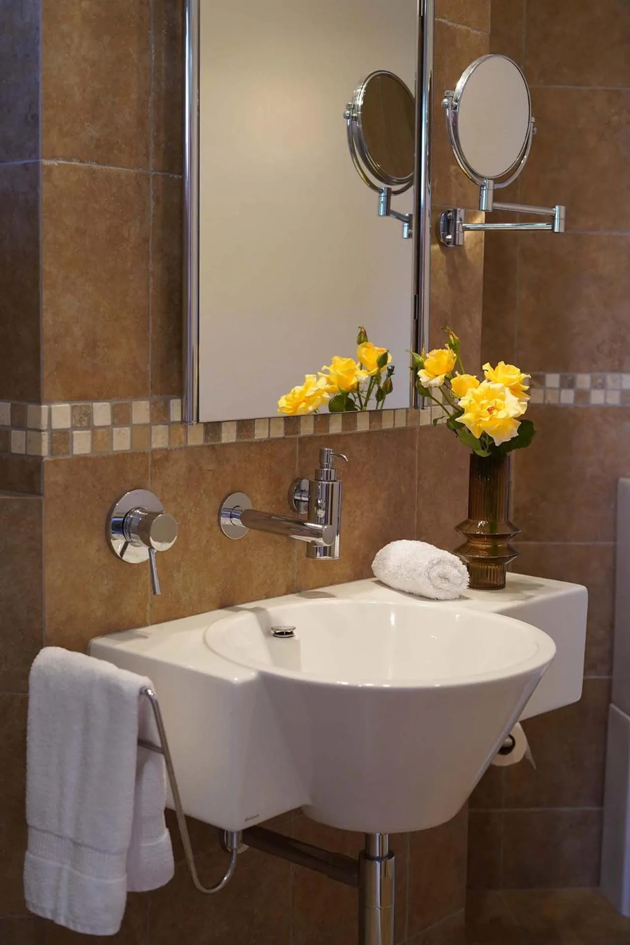 Bathroom in Mt Rosa Lodge Boutique Vineyard Accommodation