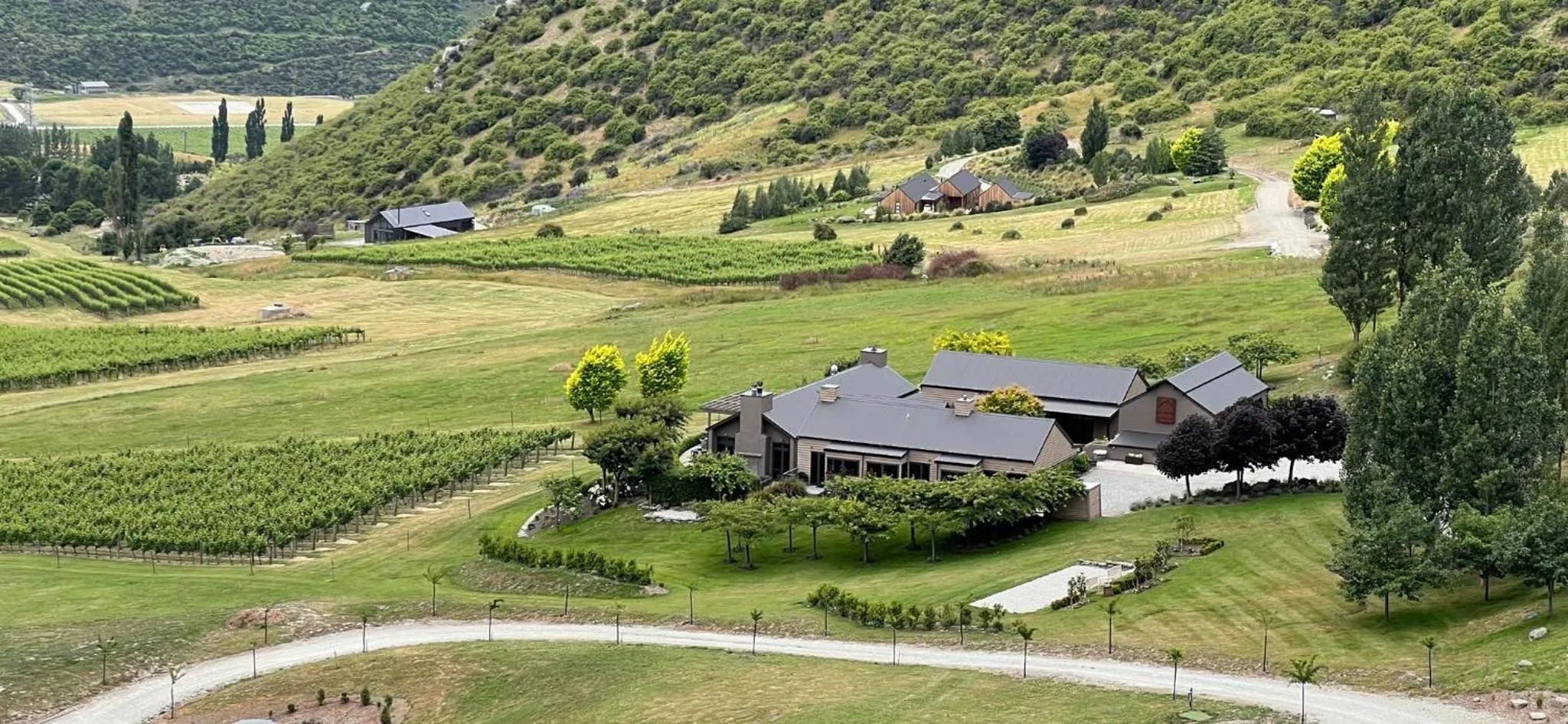 Property building in Mt Rosa Lodge Boutique Vineyard Accommodation