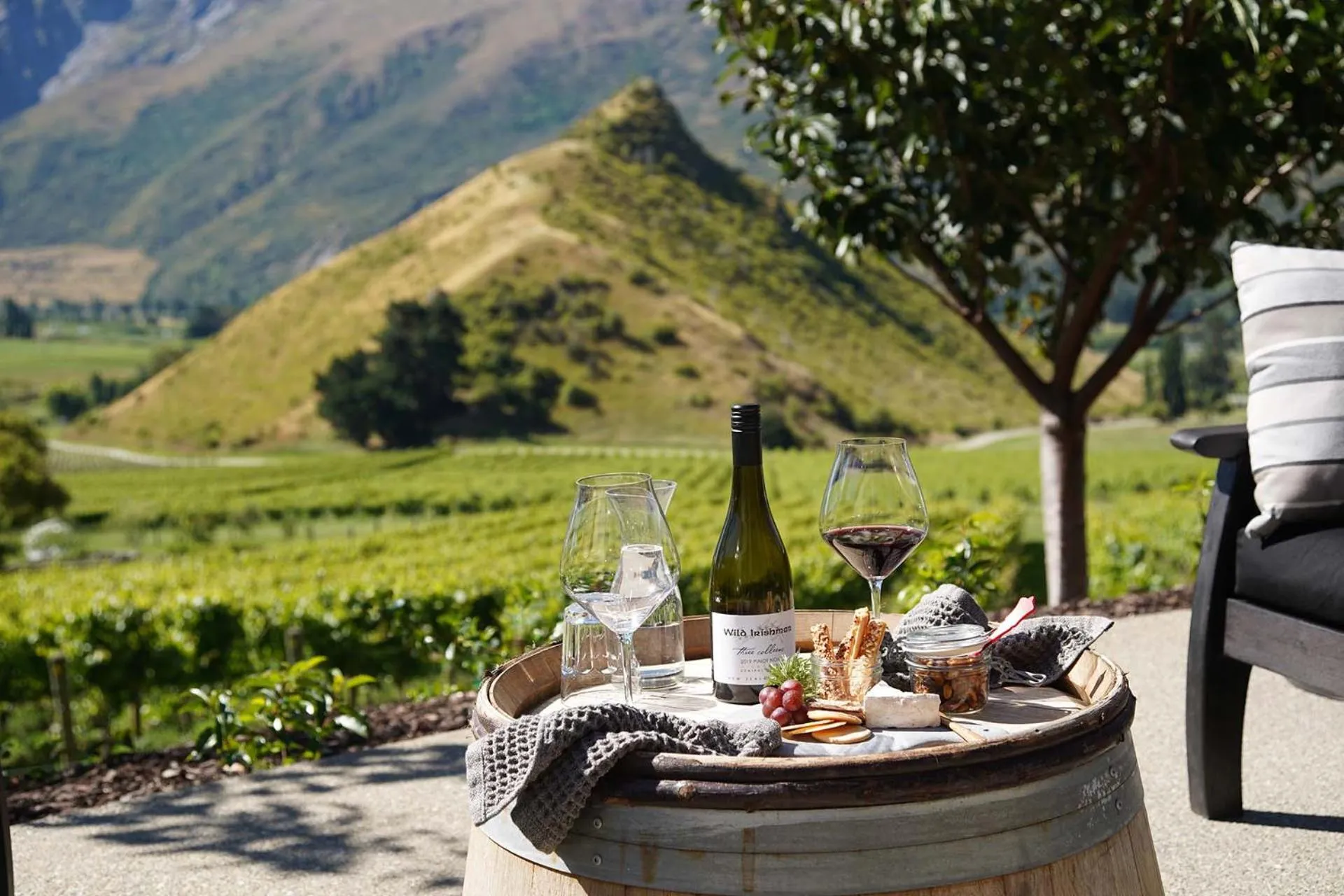 Food and drinks in Mt Rosa Lodge Boutique Vineyard Accommodation
