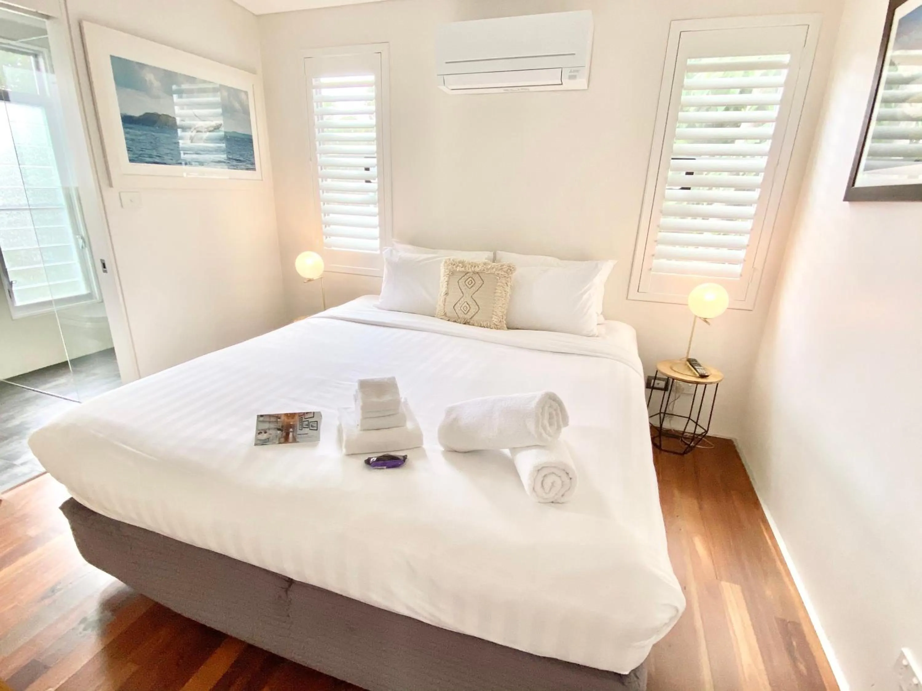 Bed in Bayhaven Lodge