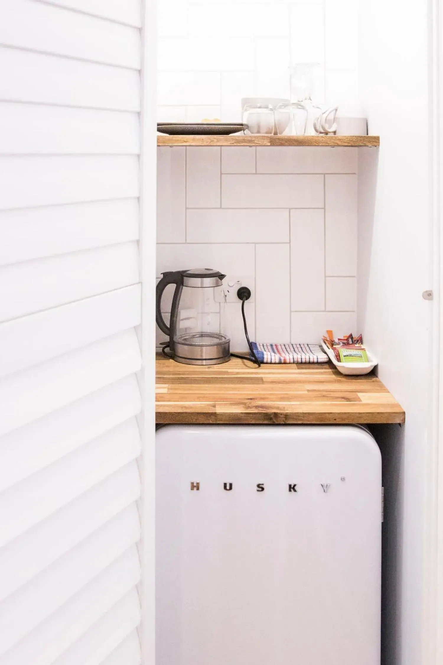 Coffee/tea facilities in Bayhaven Lodge Coffee/tea facilities in Bayhaven Lodge