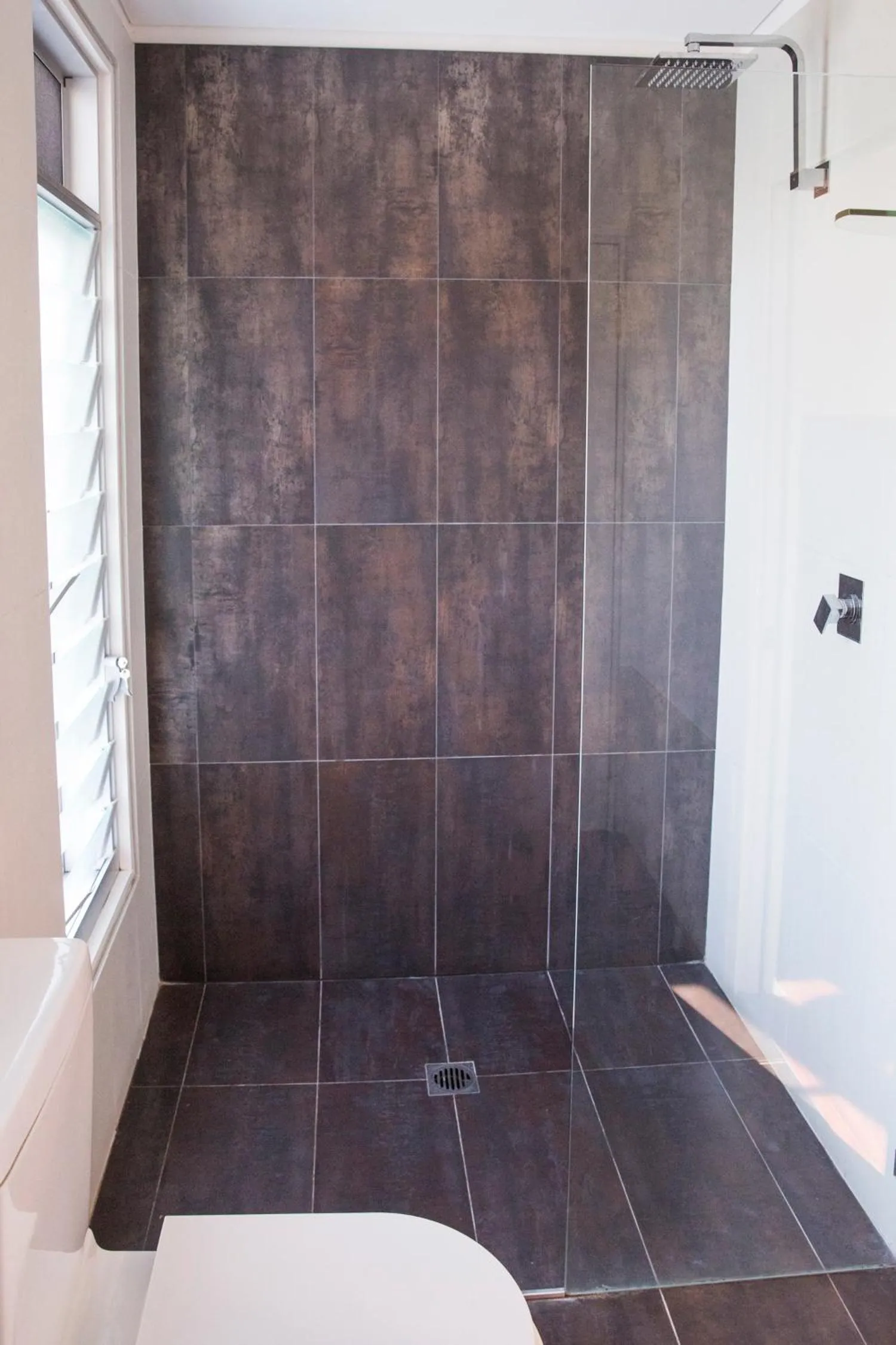 Shower in Bayhaven Lodge