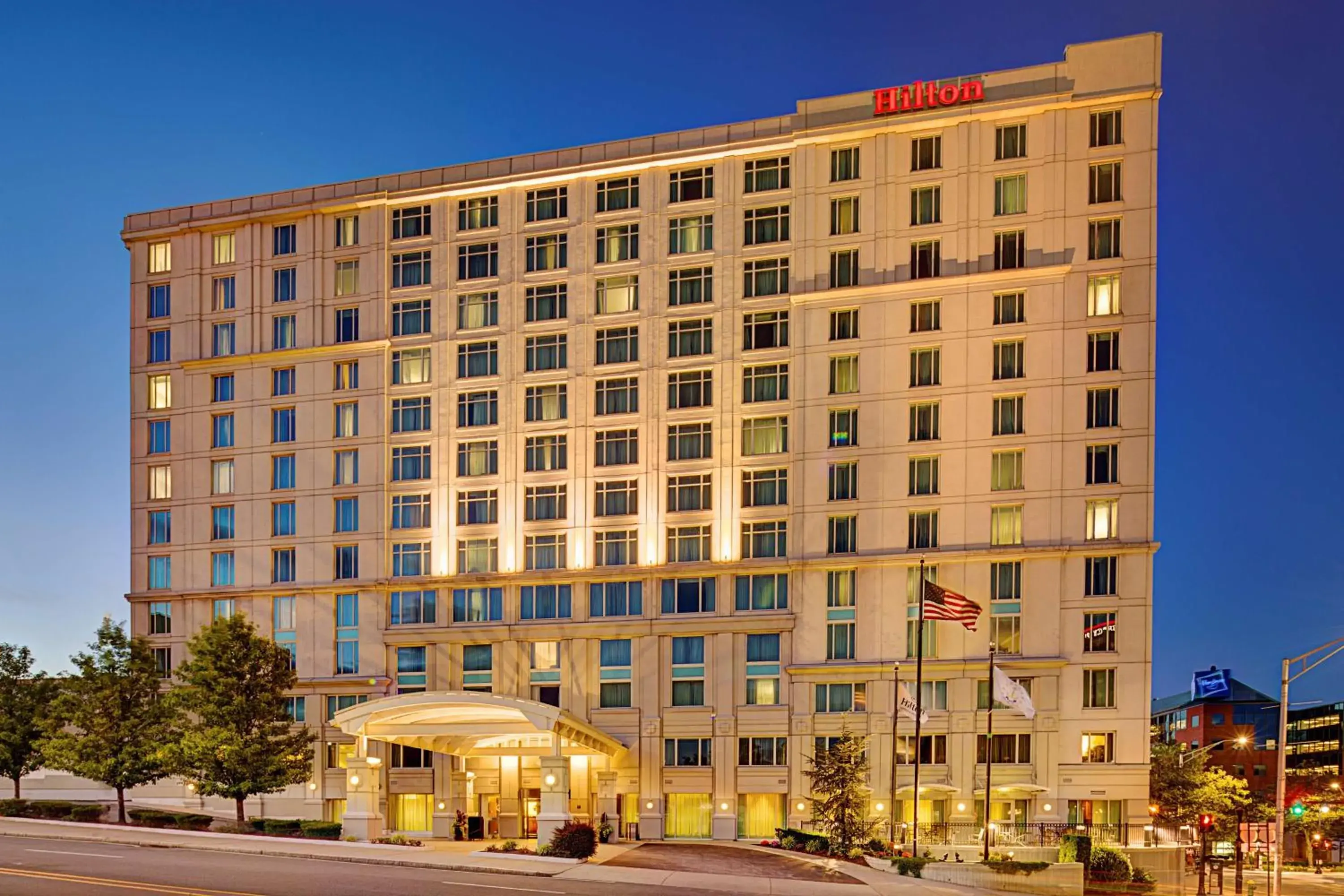 Property building in Hilton Providence Property building in Hilton Providence