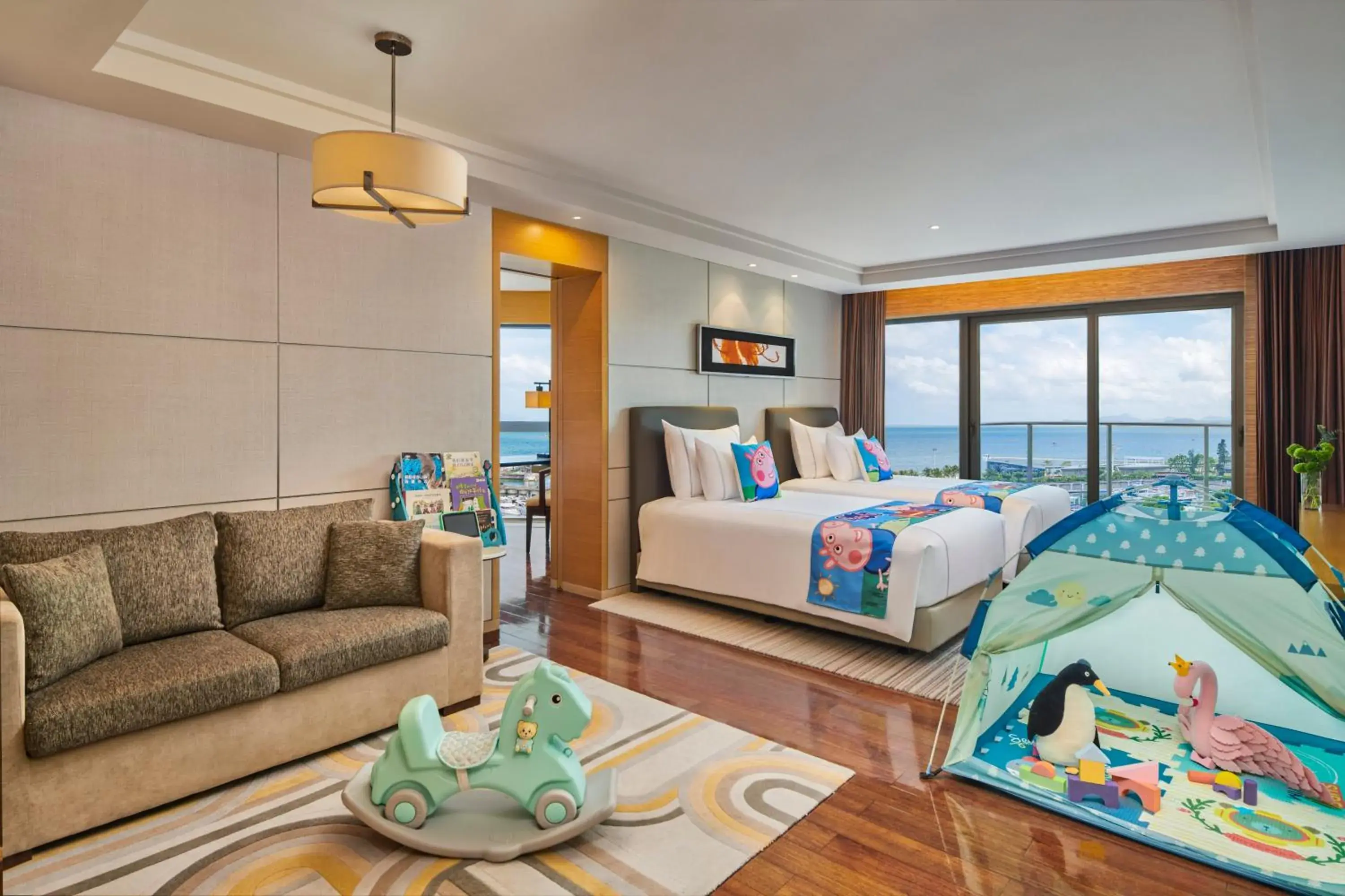 Bed in Shenzhen Dameisha Kingkey Palace Hotel Bed in Shenzhen Dameisha Kingkey Palace Hotel