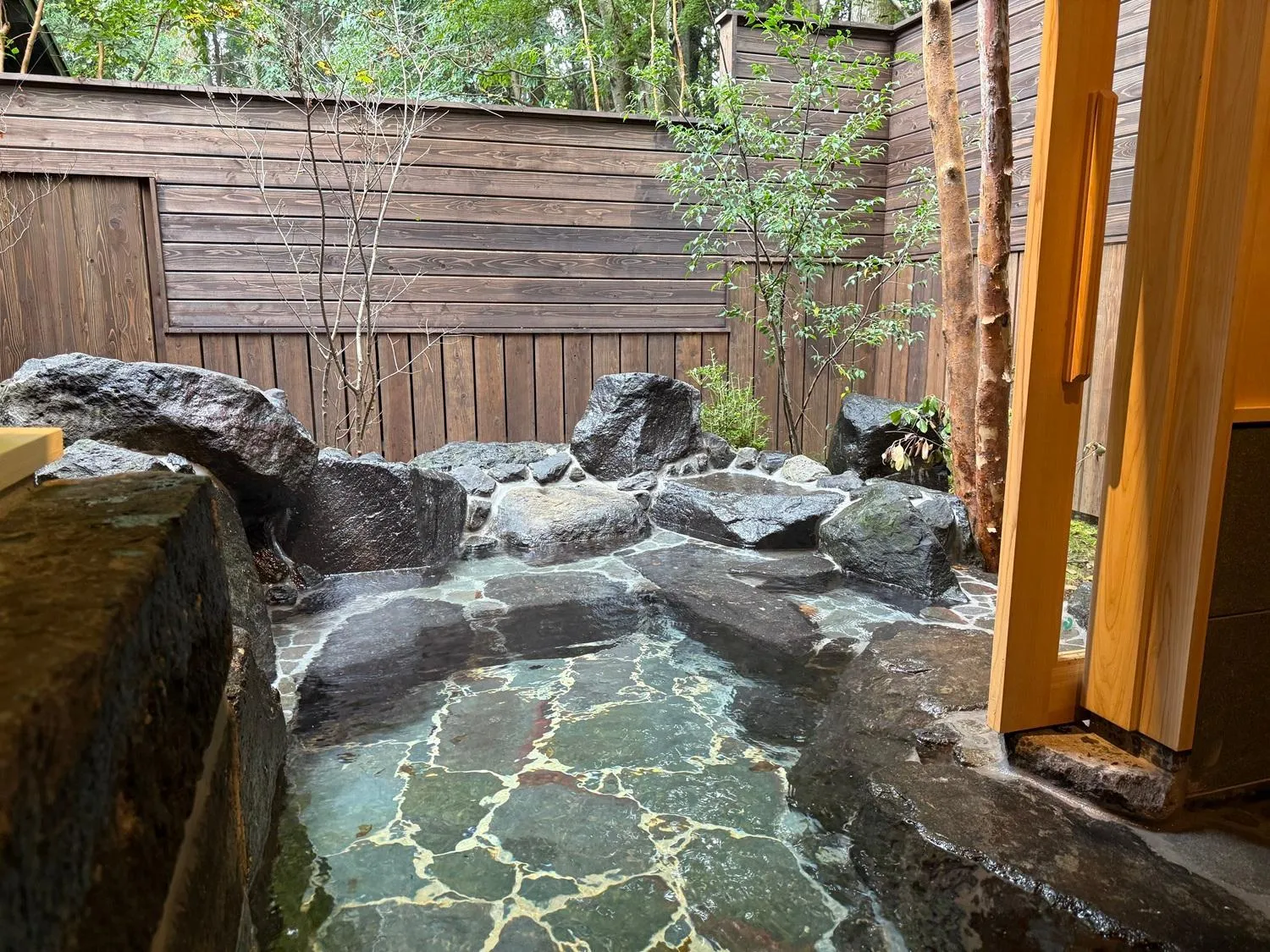 Open Air Bath in Nihon-no-Ashitaba