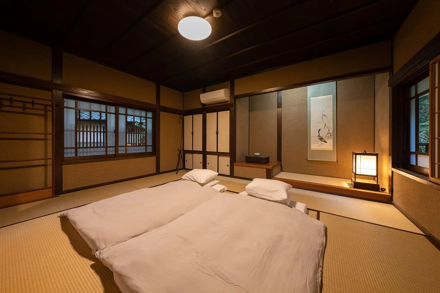 Bedroom, Bed in Nihon-no-Ashitaba