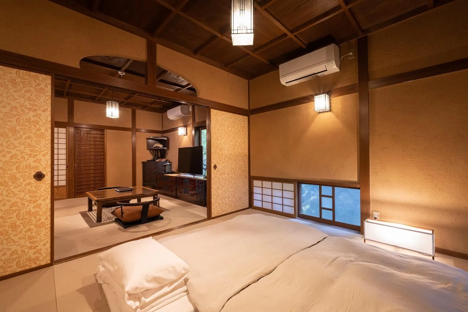 Bedroom, Bed in Nihon-no-Ashitaba