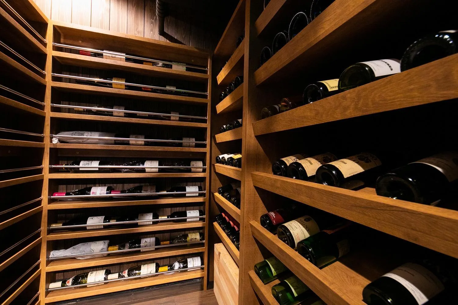 Restaurant/places to eat in Nihon-no-Ashitaba