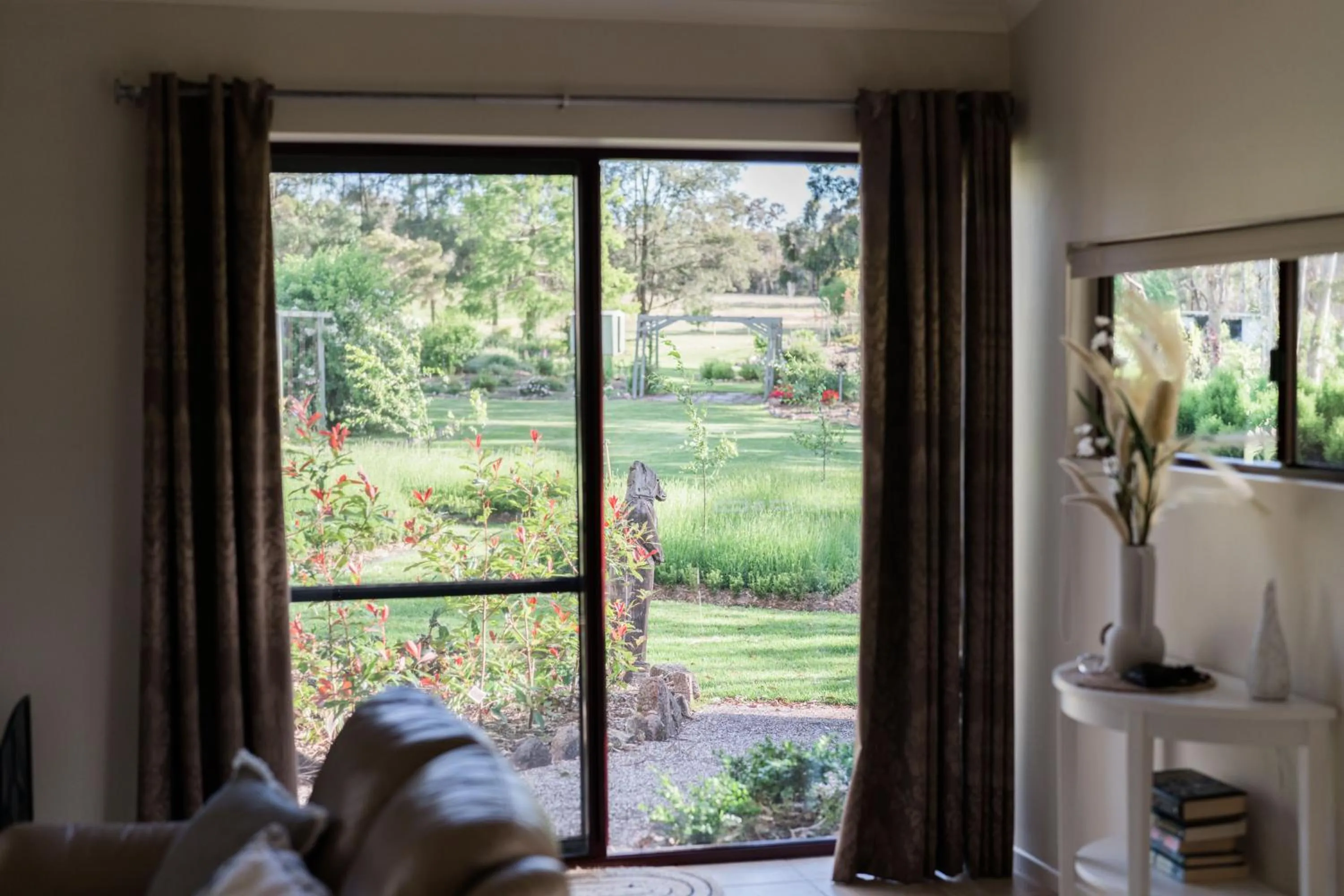 Granite Gardens Cottages & Lake Retreat