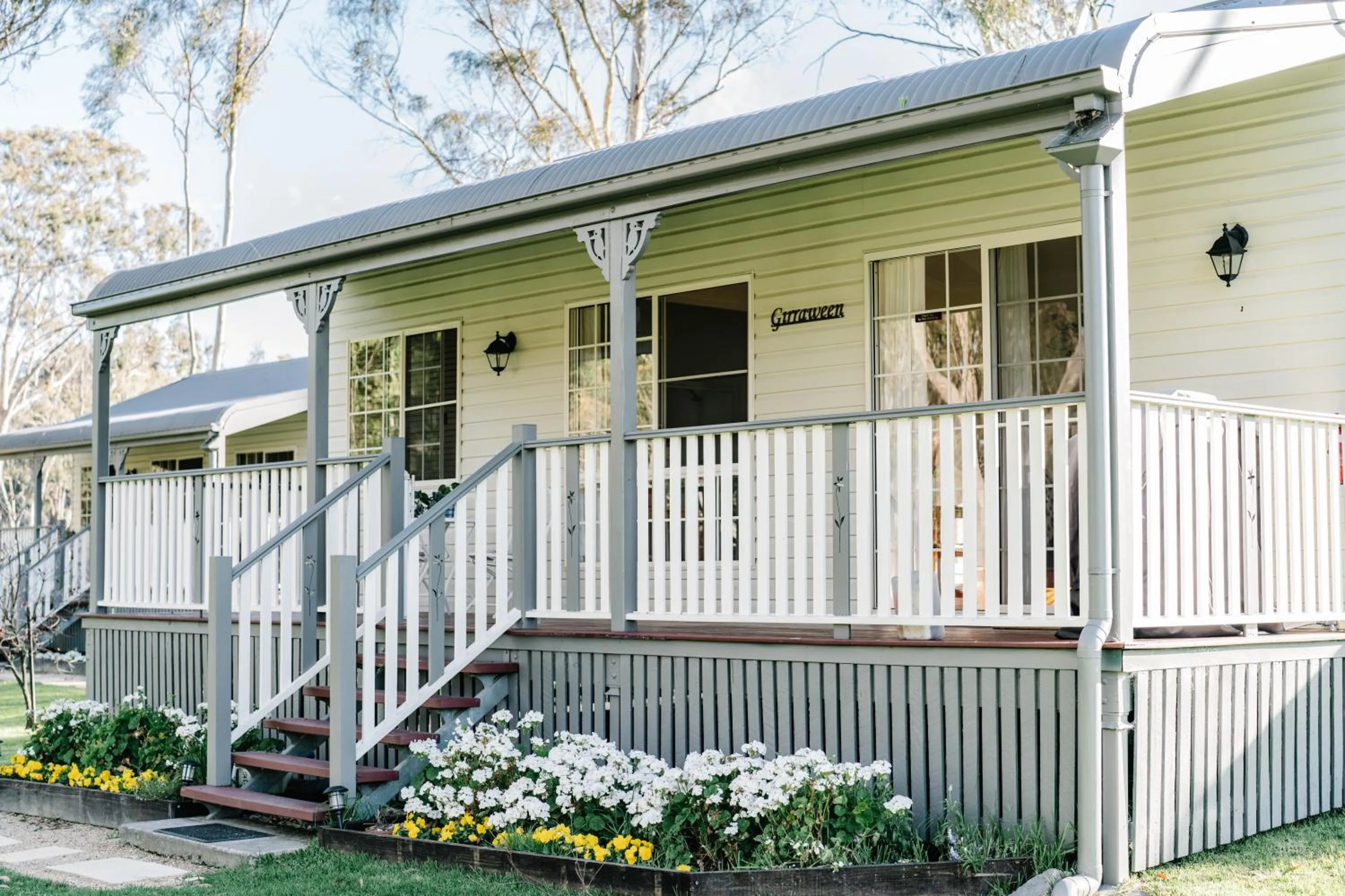 Granite Gardens Cottages & Lake Retreat