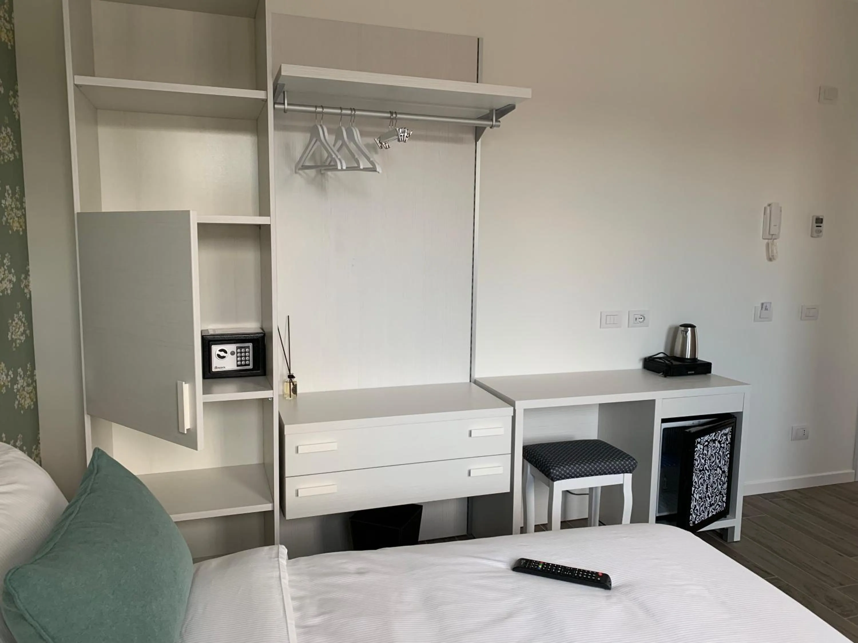 Coffee/tea facilities, Bed in CASA BACI - Soggiorno nel Gusto