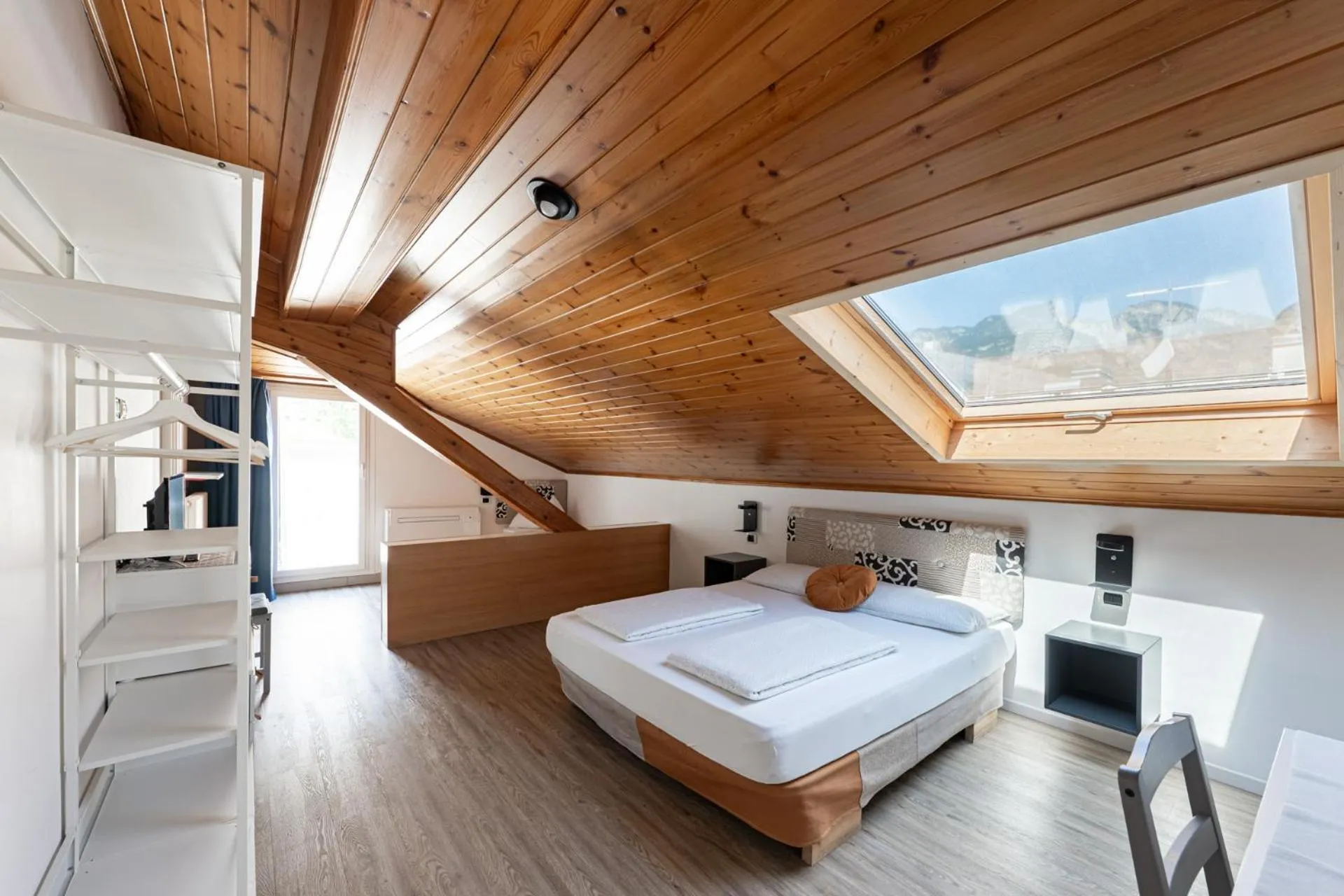 Photo of the whole room, Bed in Gasthof Salurn