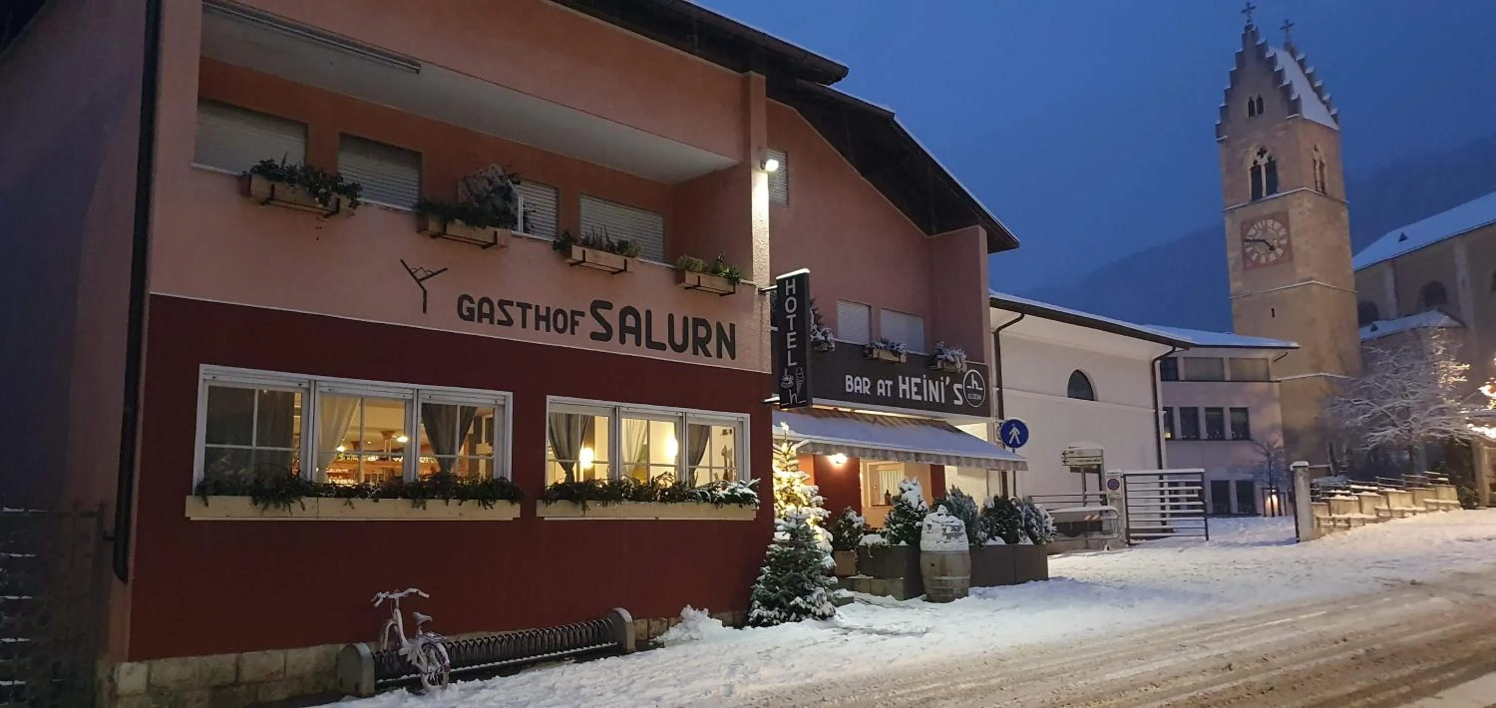 Property building in Gasthof Salurn