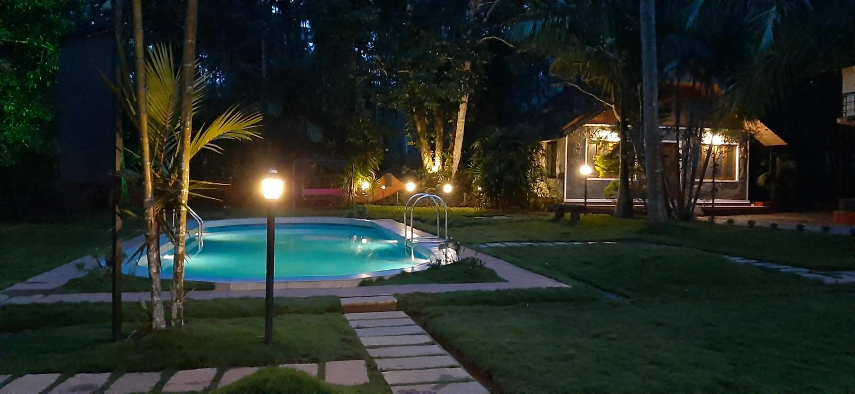 Swimming pool in Orchid Trails Resort