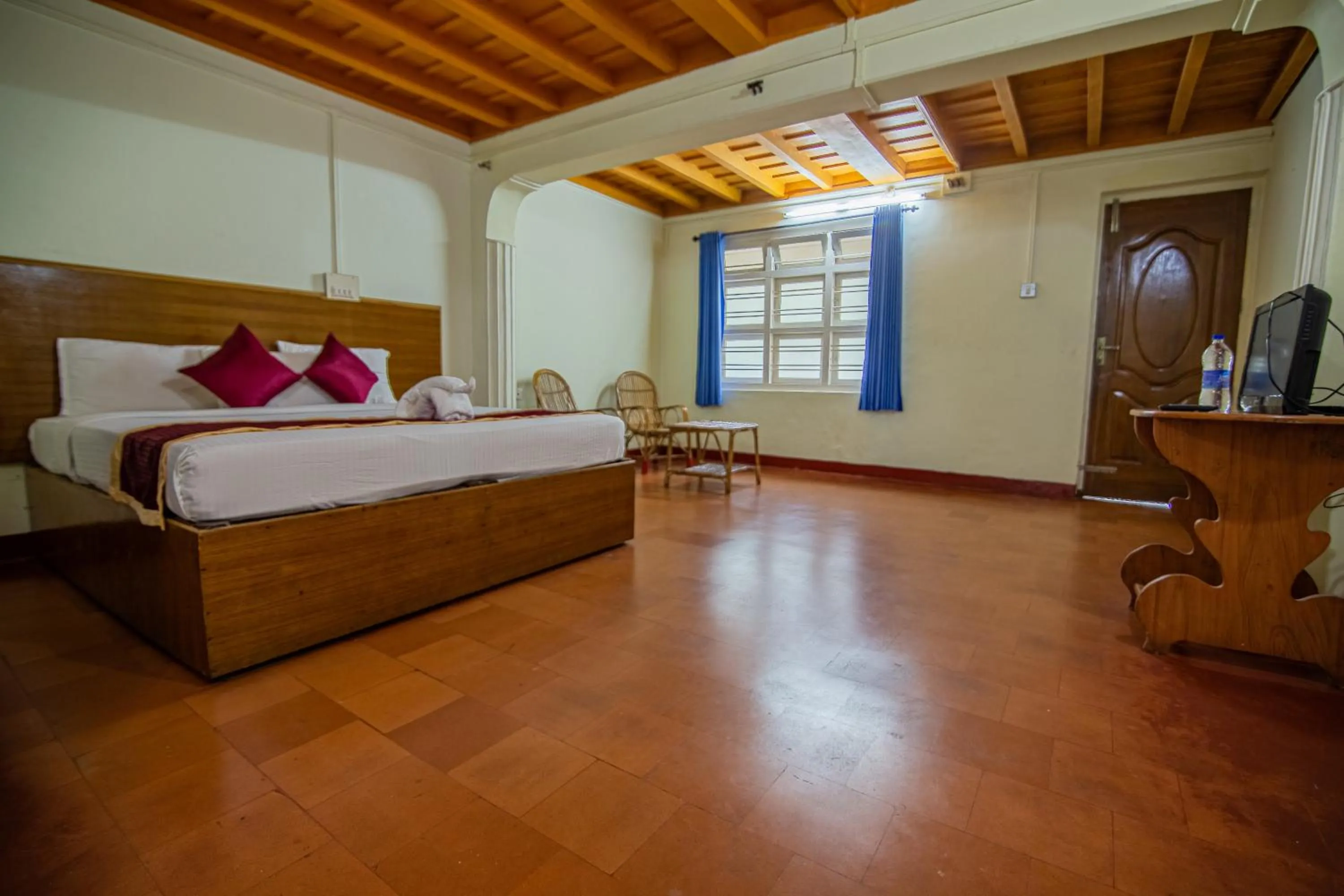 Photo of the whole room, Bed in Orchid Trails Resort