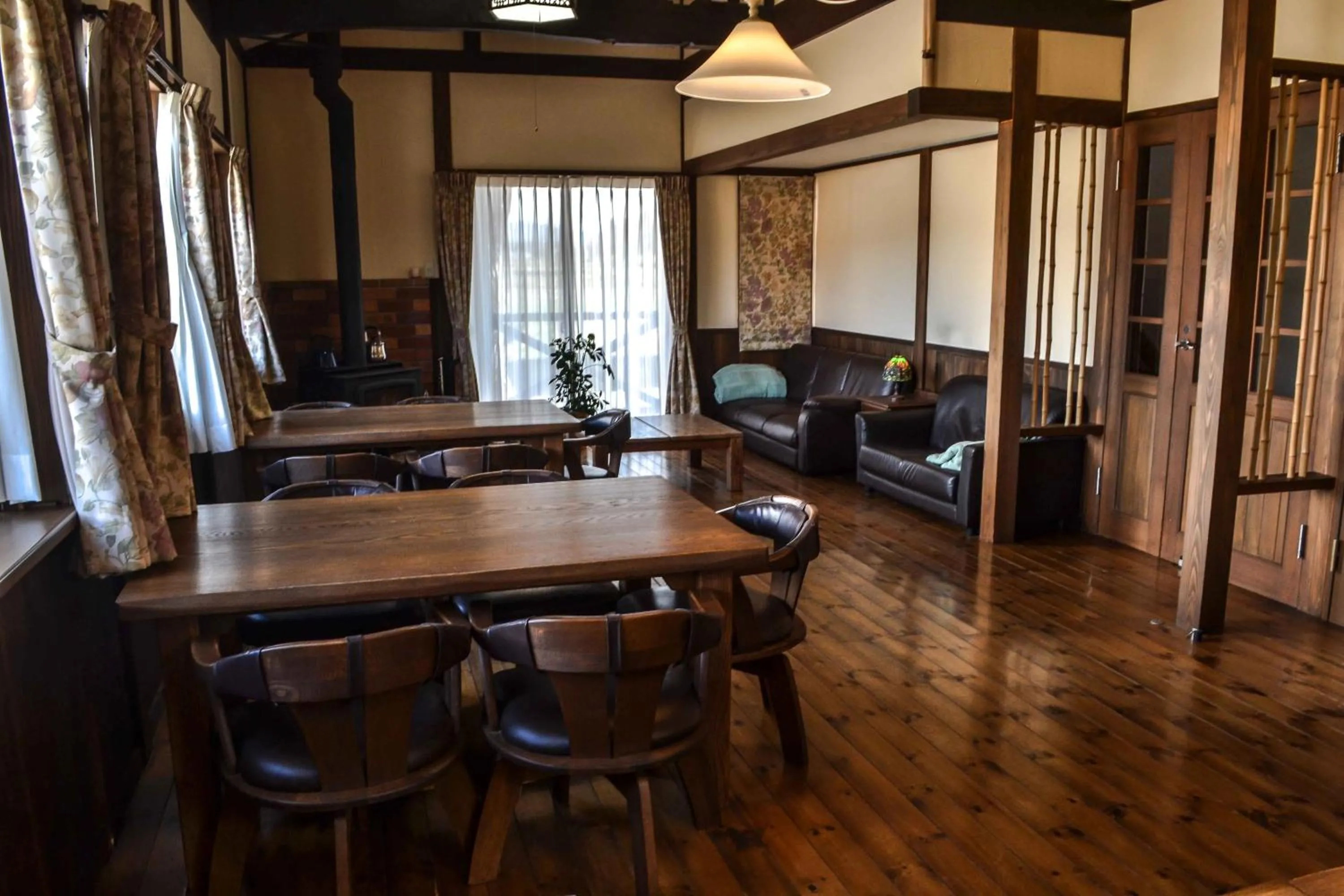 Living room in Hakuba Powder Lodge Taketombo