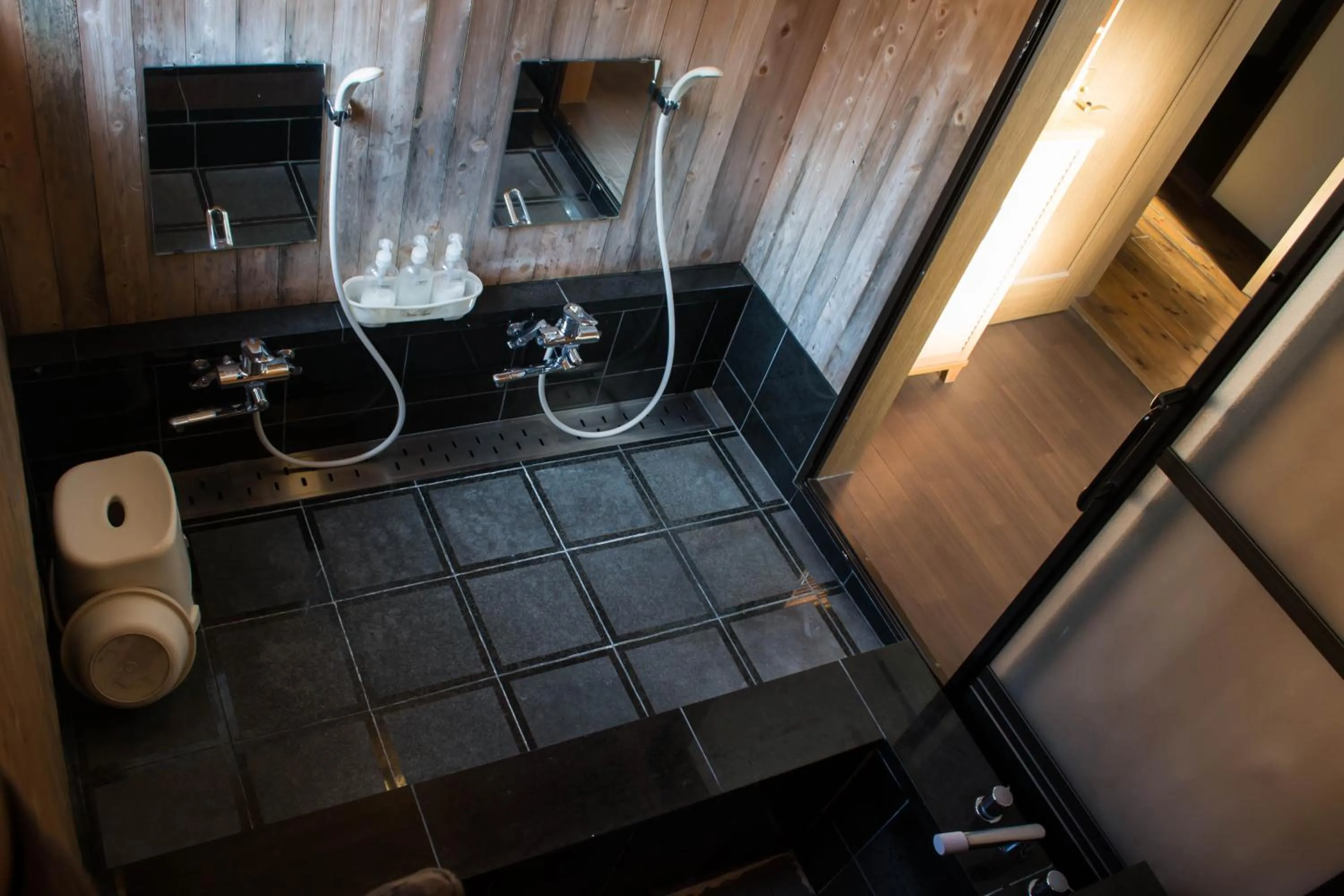 Shower in Hakuba Powder Lodge Taketombo