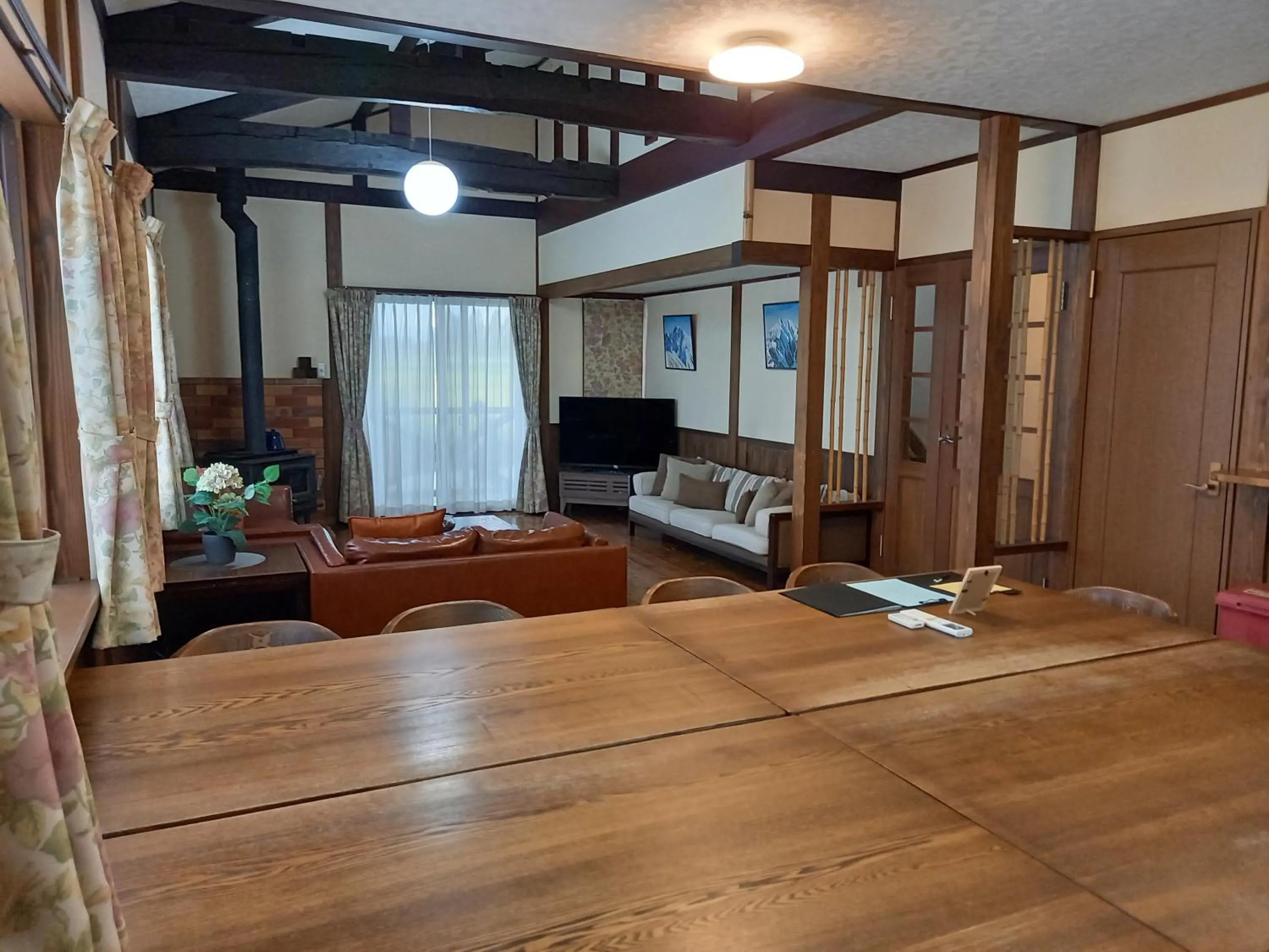 Living room in Hakuba Powder Lodge Taketombo