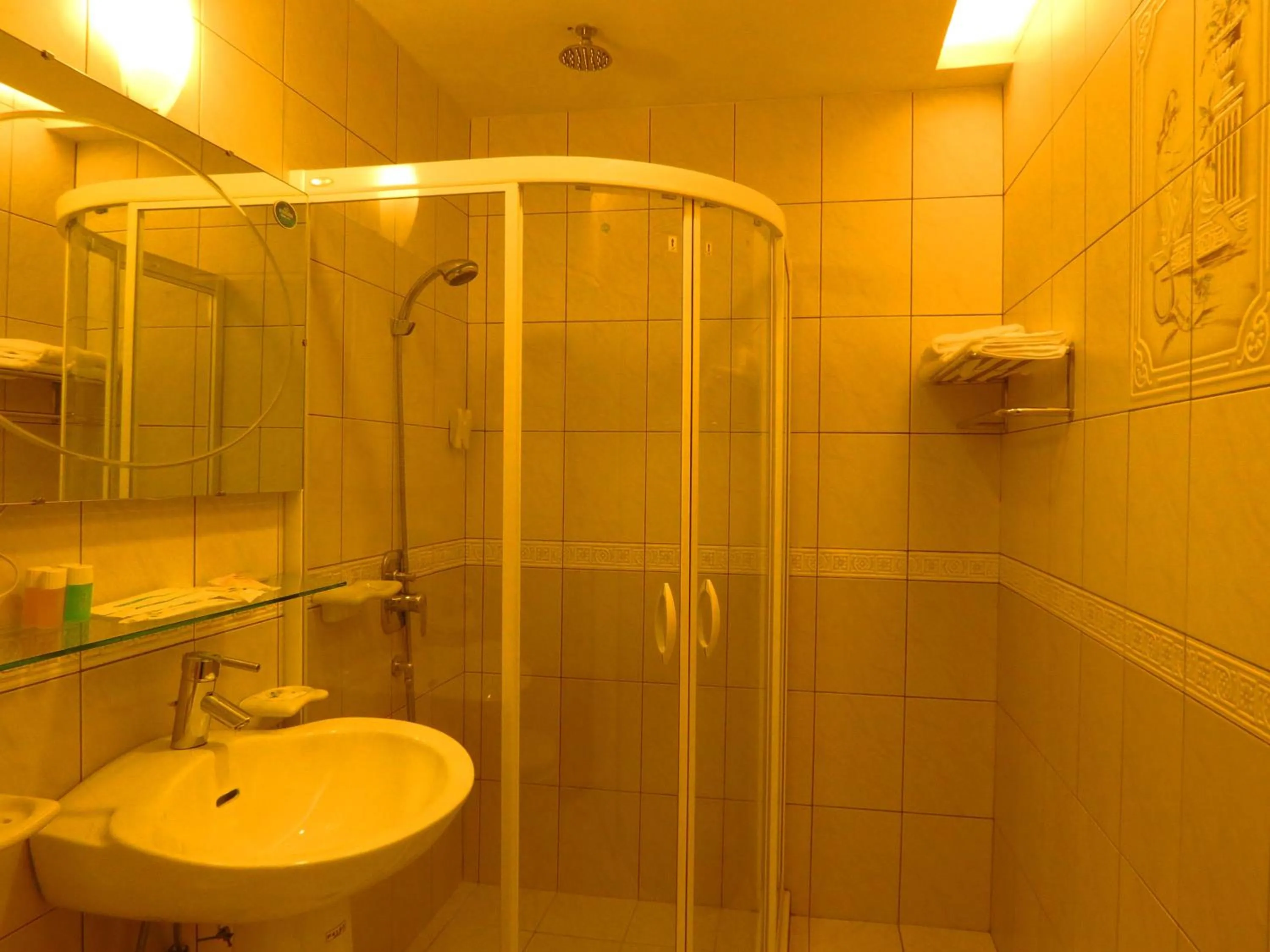 Shower in Formosa Arcadian Villa