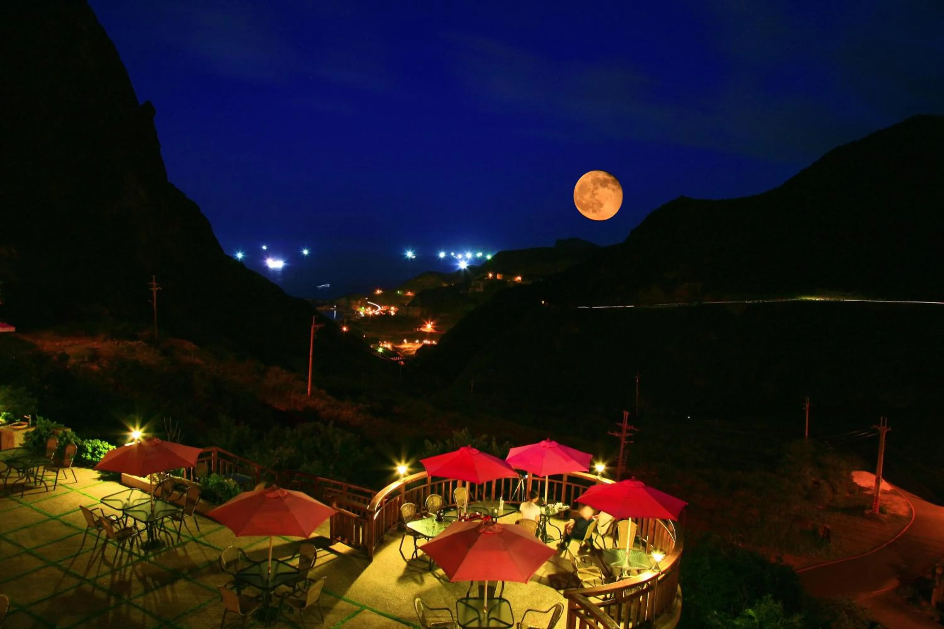 Restaurant/places to eat in Formosa Arcadian Villa