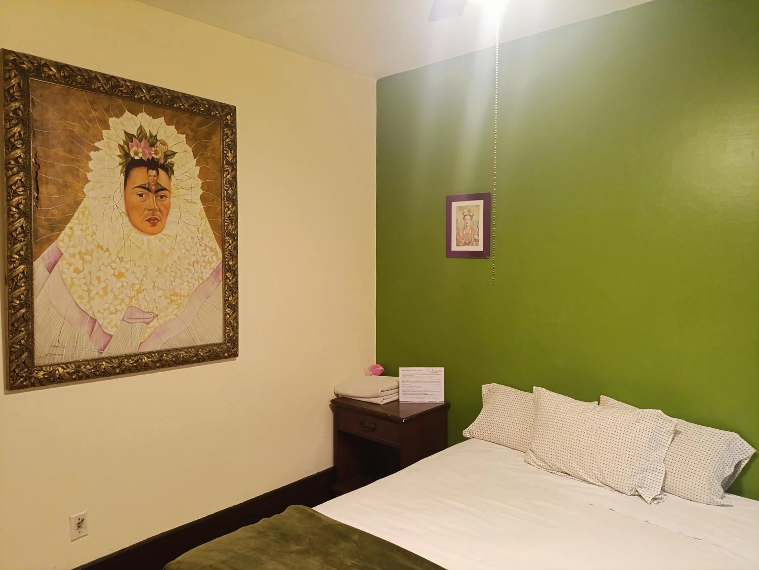 Bed in Hotel del Angel