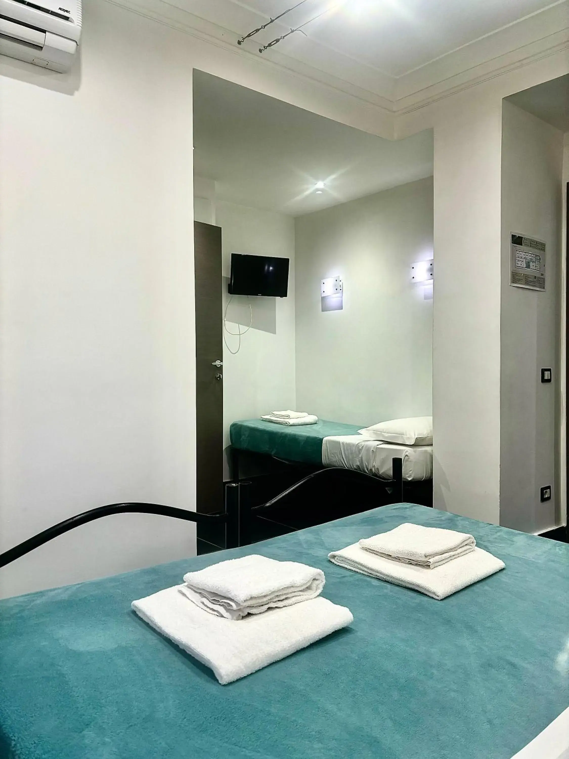 Bed in Palace Rome Bed in Palace Rome