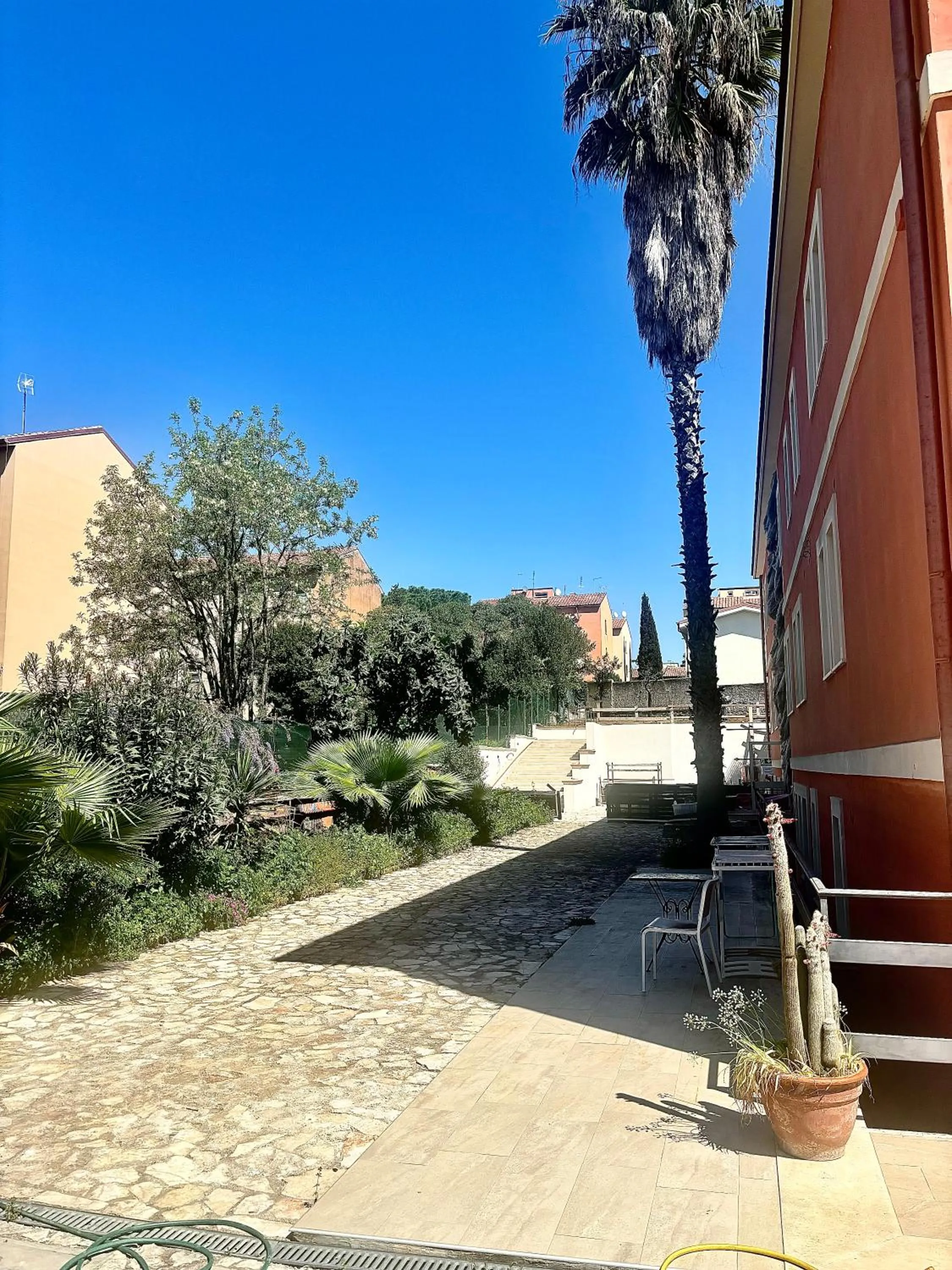 Property building in Palace Rome